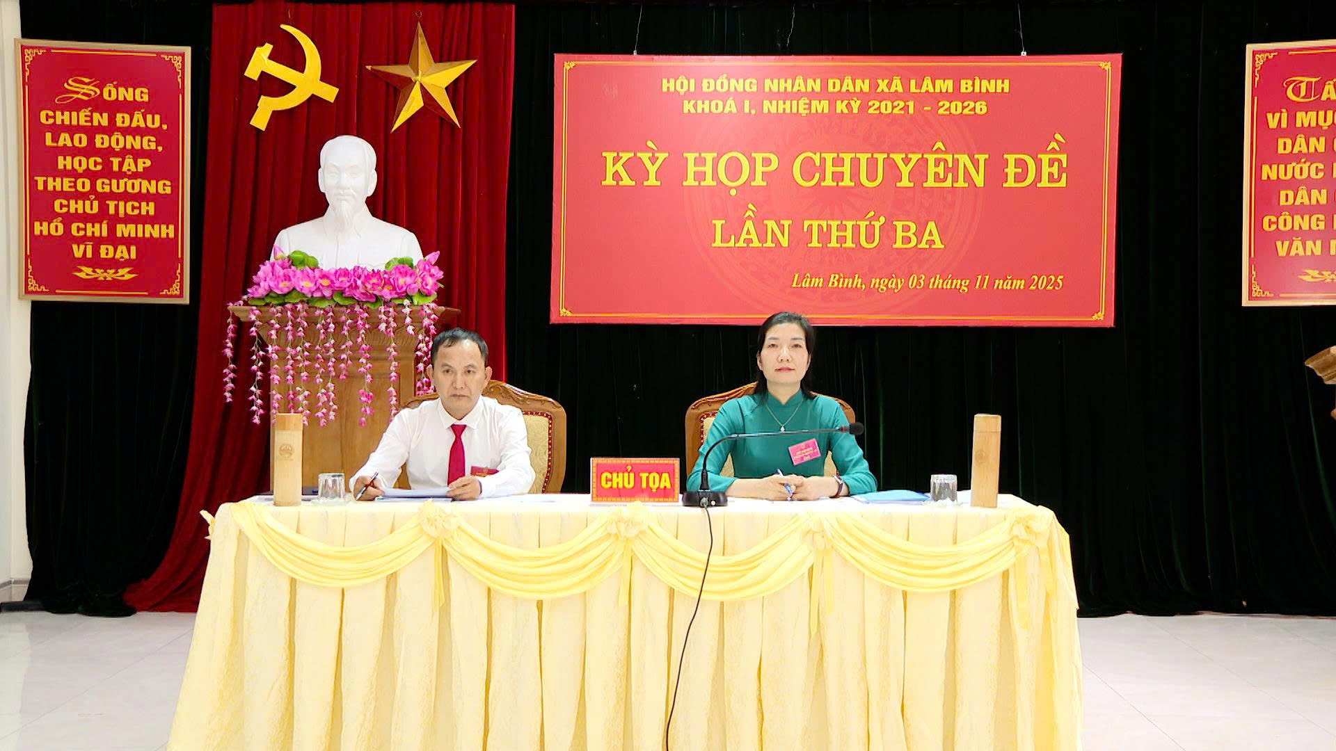 Kỳ họp chuyên đề lần thứ ba Hội đồng nhân dân xã Lâm Bình khóa I, nhiệm kỳ 2021-2026
