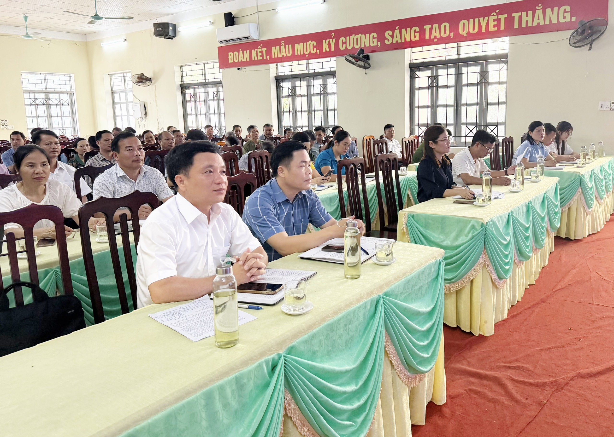 HỘI NGHỊ ĐÁNH GIÁ TÌNH HÌNH THỰC HIỆN CHÍNH SÁCH BHXH, BHYT, BHTN 04 THÁNG ĐẦU NĂM 2026, TRIỂN KHAI NHIỆM VỤ 08 THÁNG CUỐI NĂM 2026