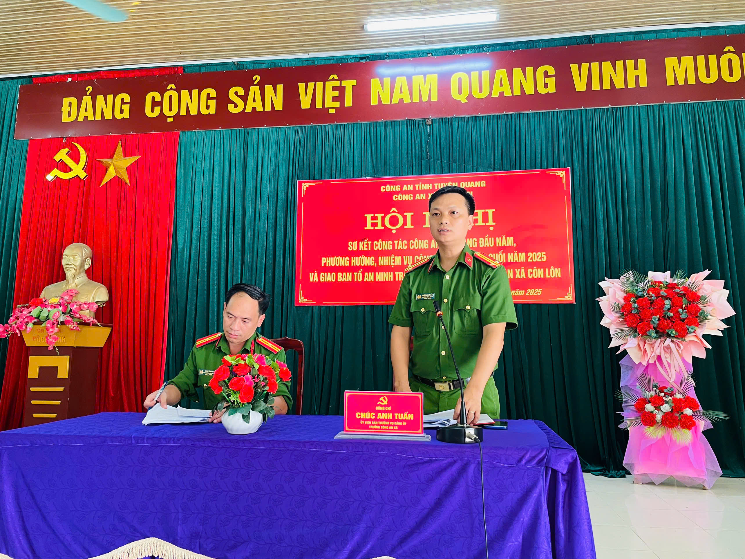 CÔNG AN XÃ CÔN LÔN TỔ CHỨC HỘI NGHỊ SƠ KẾT CÔNG TÁC CÔNG AN 06 THÁNG ĐẦU NĂM VÀ GIAO BAN TỔ AN NINH TRẬT TỰ CÁC THÔN TRÊN ĐỊA BÀN XÃ 
