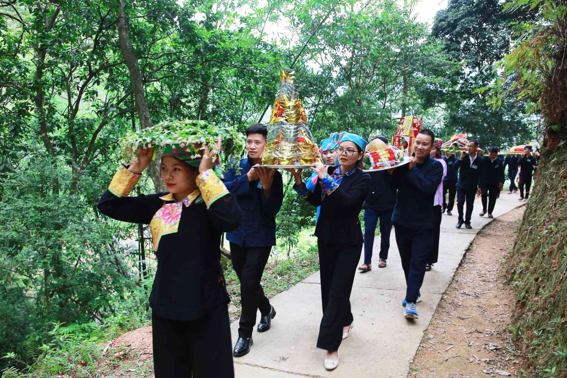 Khâu Vai mùa lễ hội 2026: Sắc màu chợ tình vùng cao