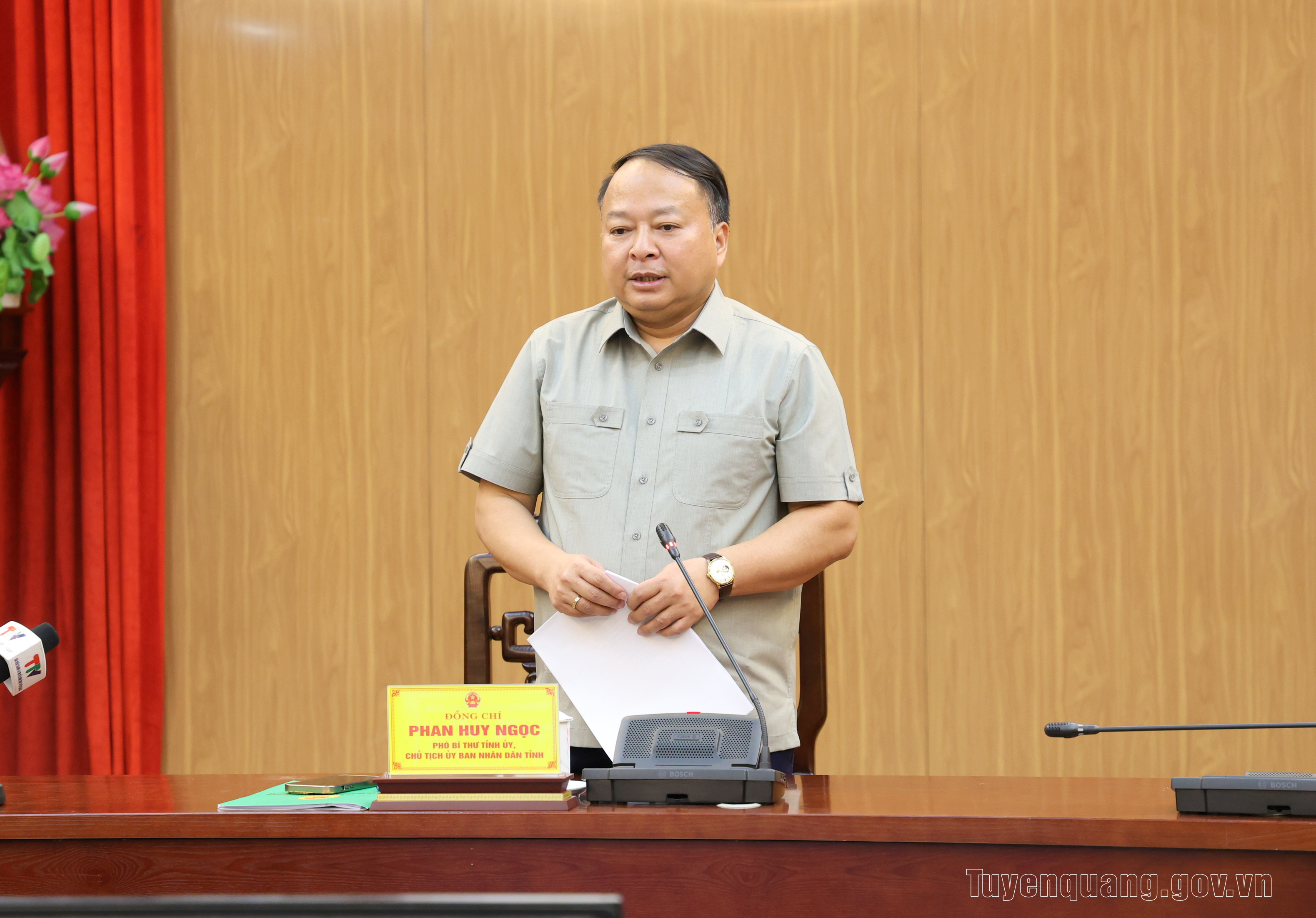 Chủ tịch UBND tỉnh Phan Huy Ngọc: Sắp xếp thôn, tổ dân phố phải bảo đảm quyền lợi nhân dân, tạo động lực phát triển kinh tế, xã hội