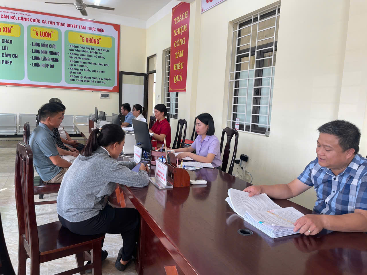 Sôi nôi các hoạt động hưởng ứng Ngày Chuyển đổi số quốc gia 10/10