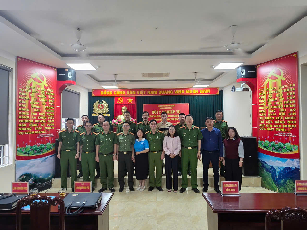 CÔNG AN XÃ MÈO VẠC TỔ CHỨC HỘI Ý NGHIỆP VỤ PHÒNG NGỪA, NGĂN CHẶN THANH THIẾU NIÊN VI PHẠM PHÁP LUẬT