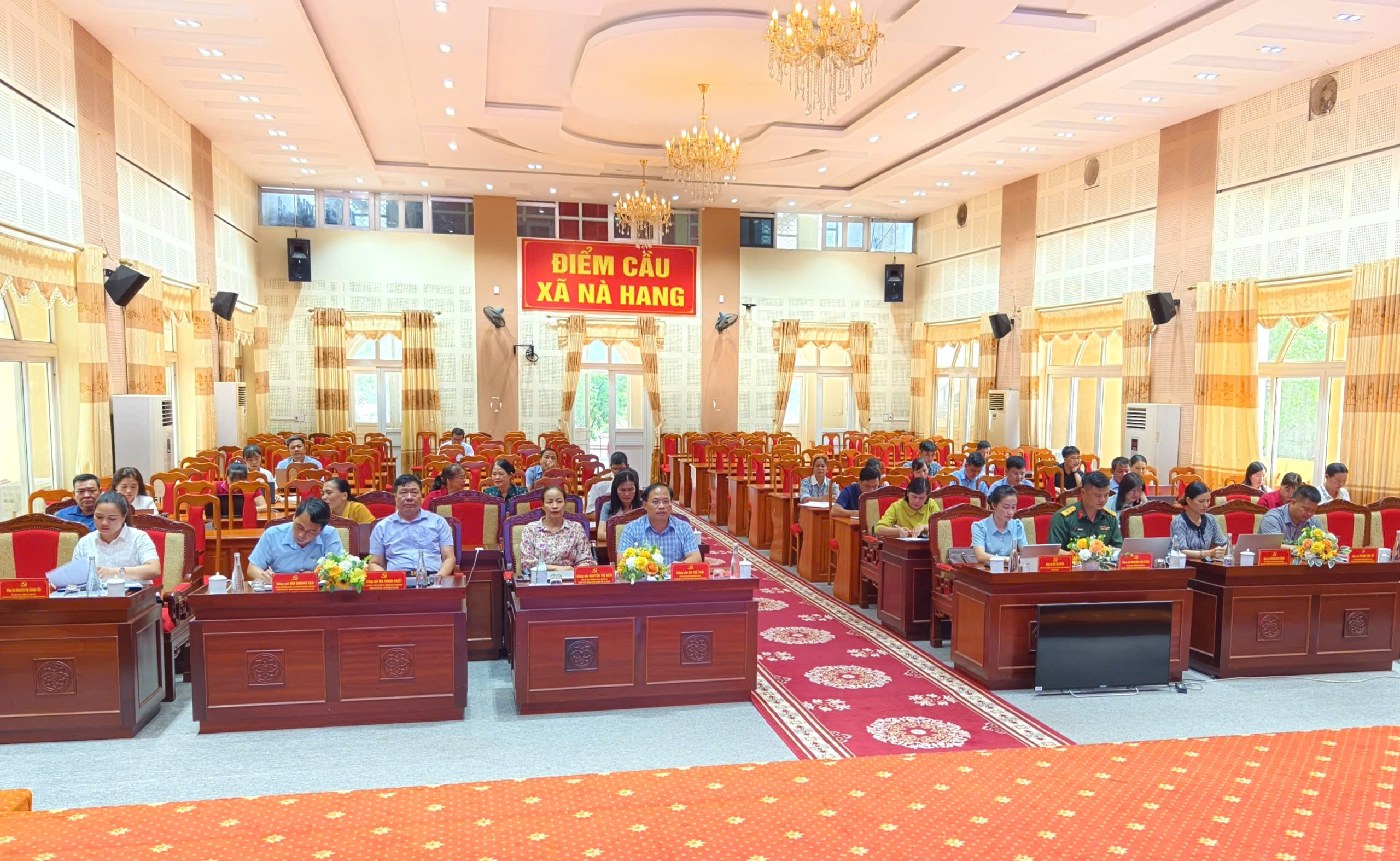Hội nghị toàn quốc sơ kết 1 năm 6 tháng triển khai thực hiện Nghị quyết số 57