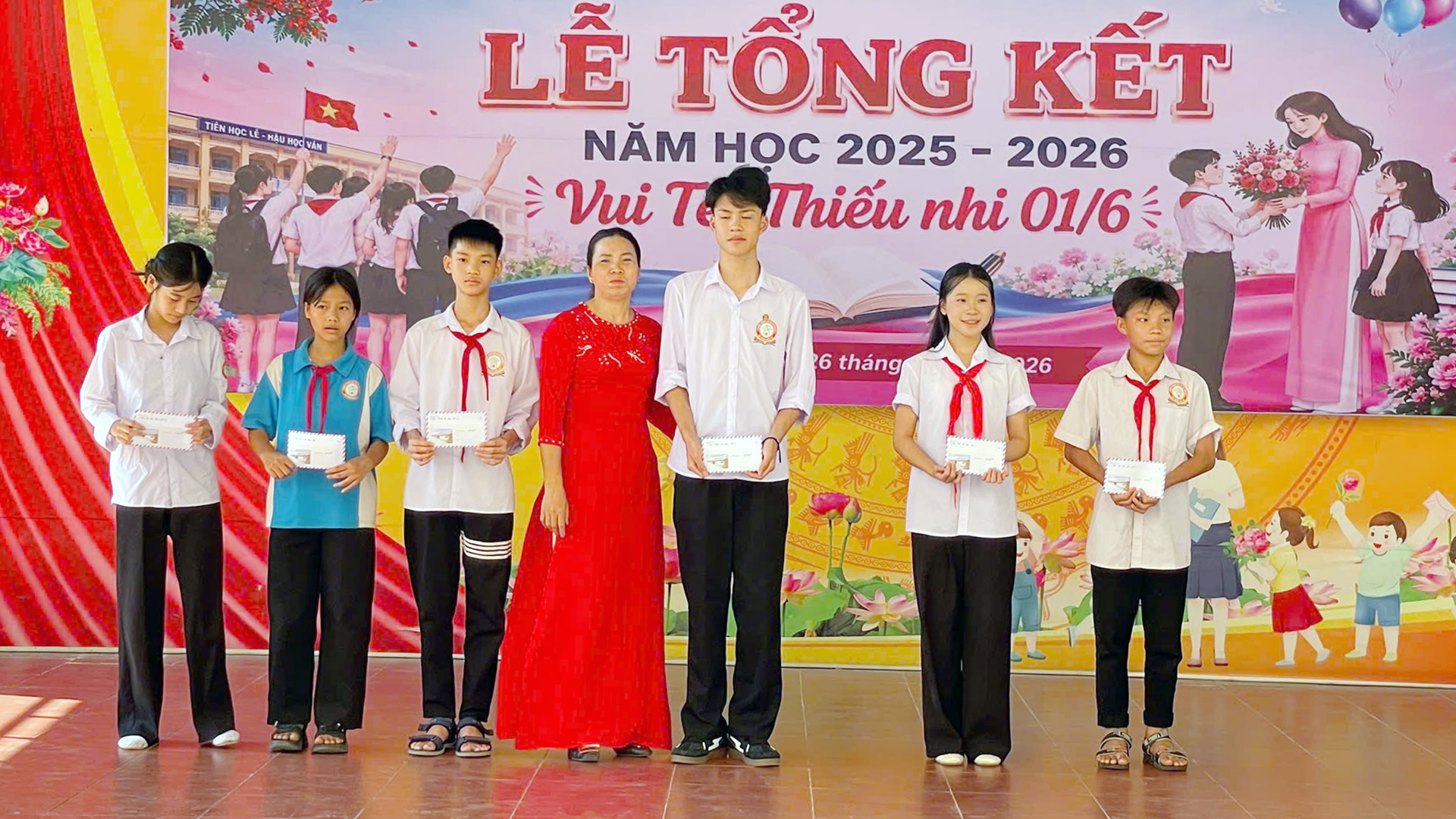 tổng kết năm học trường Liên Việt (7).jpg
