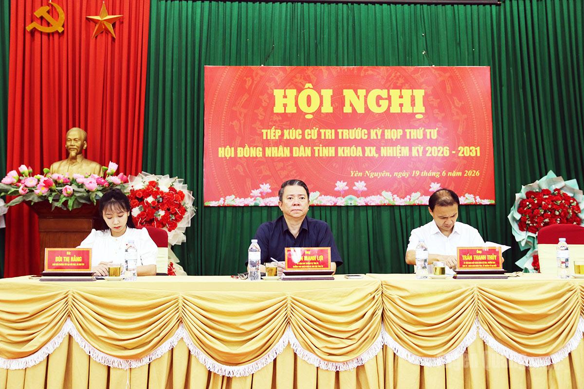 Đại biểu HĐND tỉnh tiếp xúc cử tri trước kỳ họp thứ tư