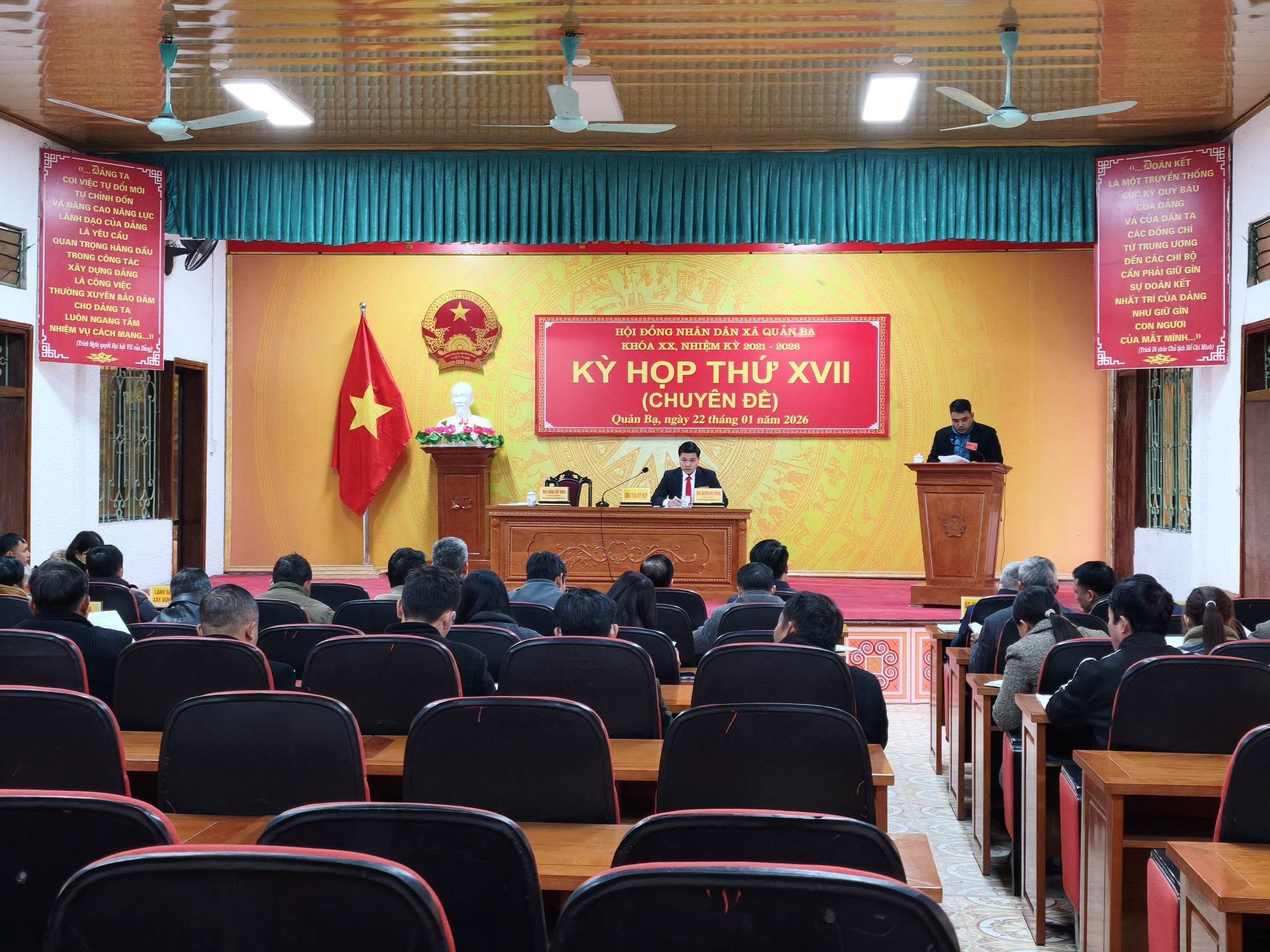 HĐND xã Quản Bạ tổ chức Kỳ họp thứ XVII (Chuyên đề) HĐND xã khoá XX, nhiệm kỳ 2021-2026