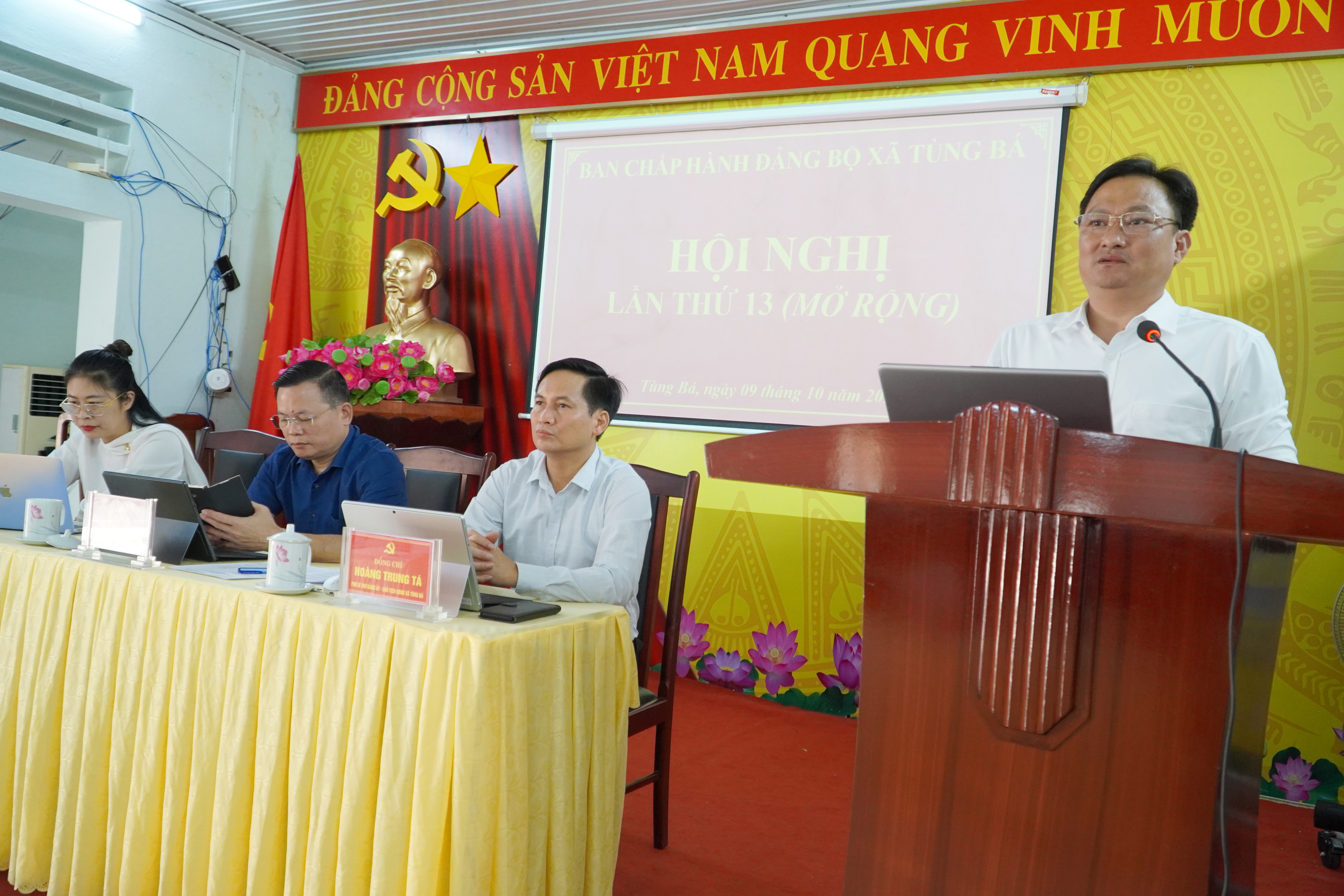 ĐẢNG UỶ XÃ TÙNG BÁ TỔ CHỨC HỘI NGHỊ BAN CHẤP HÀNH LẦN THỨ 13, NHIỆM KỲ 2025-2030