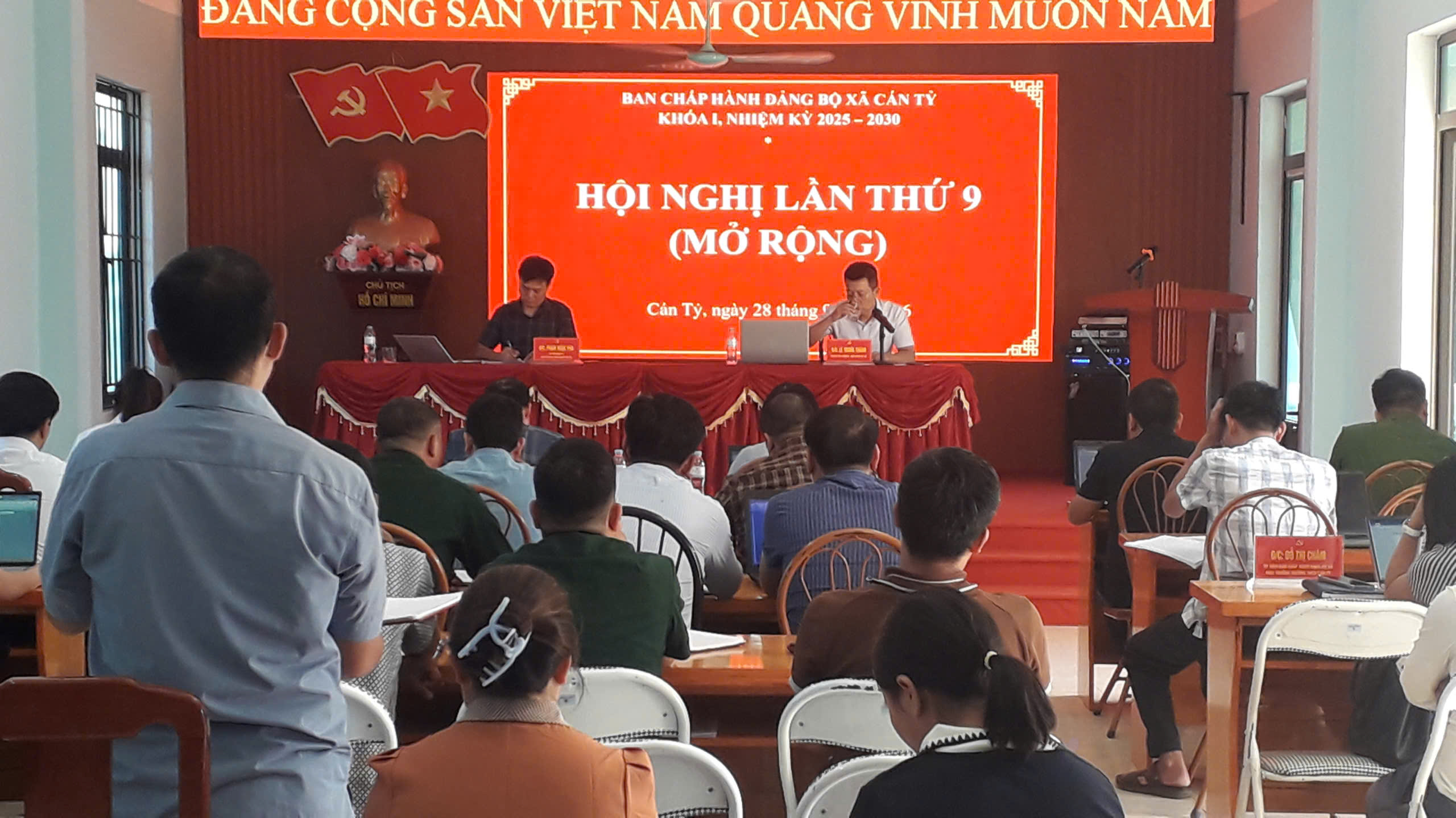 ĐẢNG BỘ XÃ CÁN TỶ TỔ CHỨC HỘI NGHỊ BAN CHẤP HÀNH LẦN THỨ 9