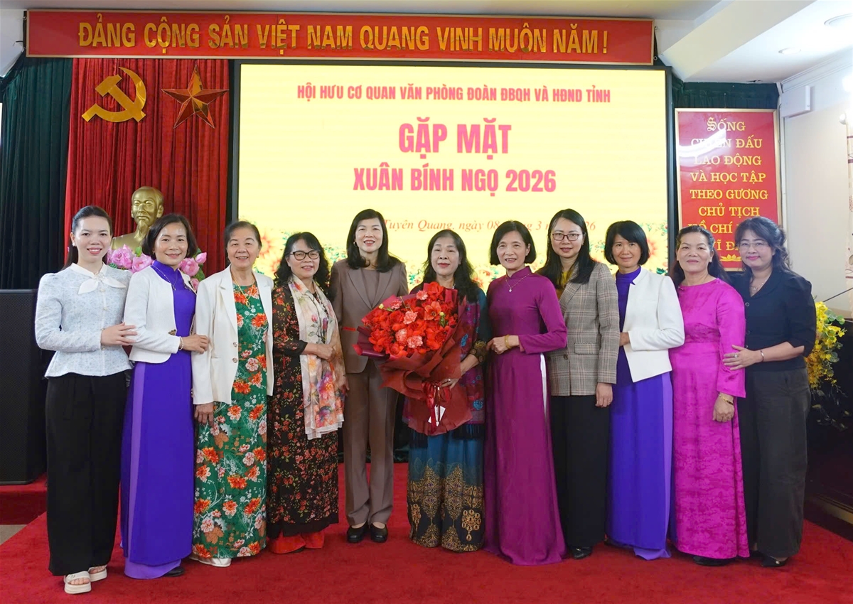 Hội hưu cơ quan Văn phòng Đoàn ĐBQH và HĐND tỉnh gặp mặt Xuân Bính Ngọ 2026