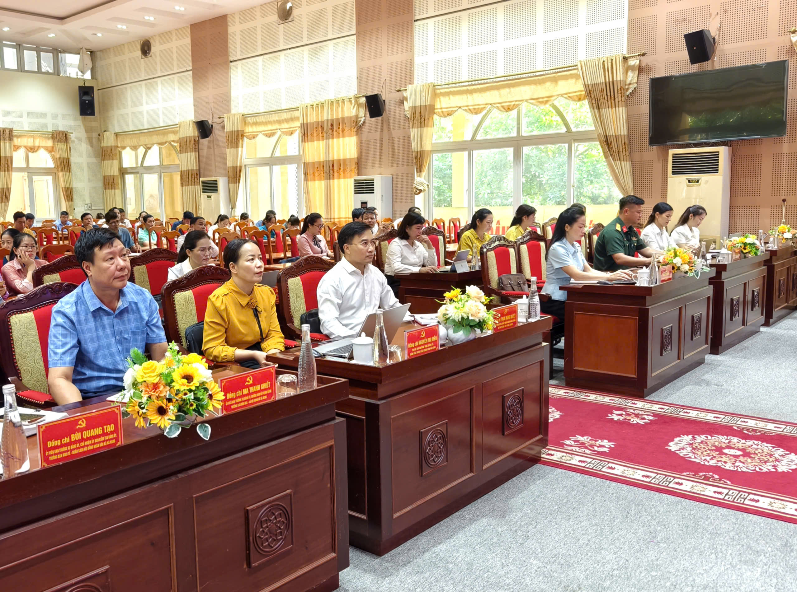 Hội nghị toàn quốc nghiên cứu, học tập, quán triệt và triển khai thực hiện một số Nghị quyết, Chỉ thị của Bộ Chính trị