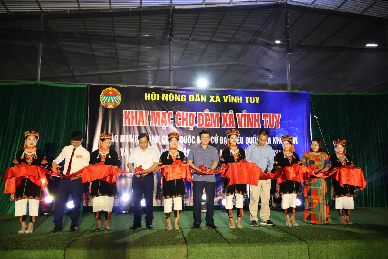 Khai mạc chợ đêm xã Vĩnh Tuy năm 2026