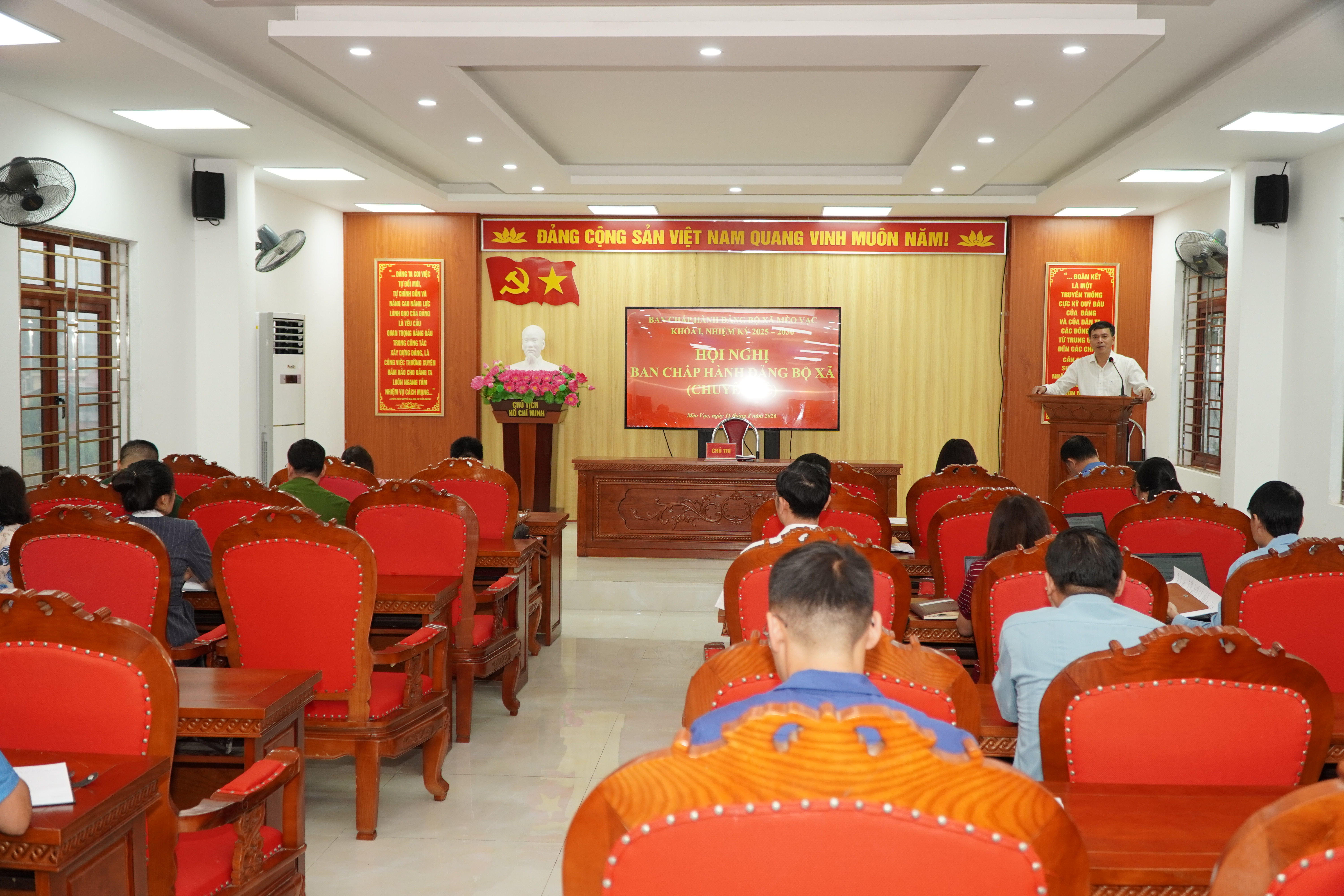 Hội nghị Ban Chấp hành Đảng bộ xã Mèo Vạc khóa I, nhiệm kỳ 2025 - 2030 về sắp xếp mạng lưới trường học