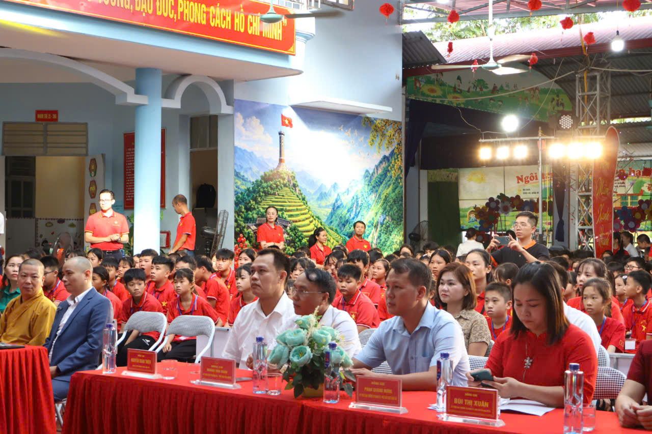 Trại hè ladao dự.jpg