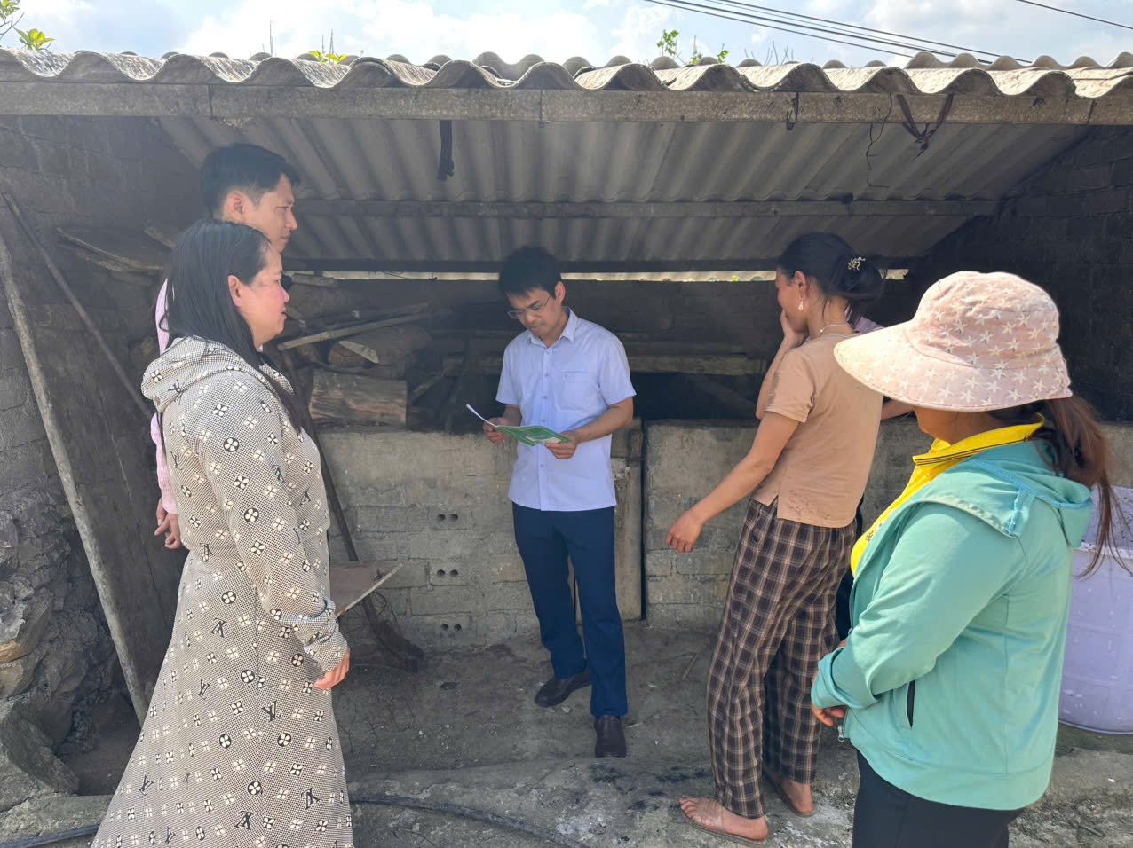 Hoạt động kiểm tra của thành viên Ban đại diện HĐQT NHCSXH xã Tùng Vài