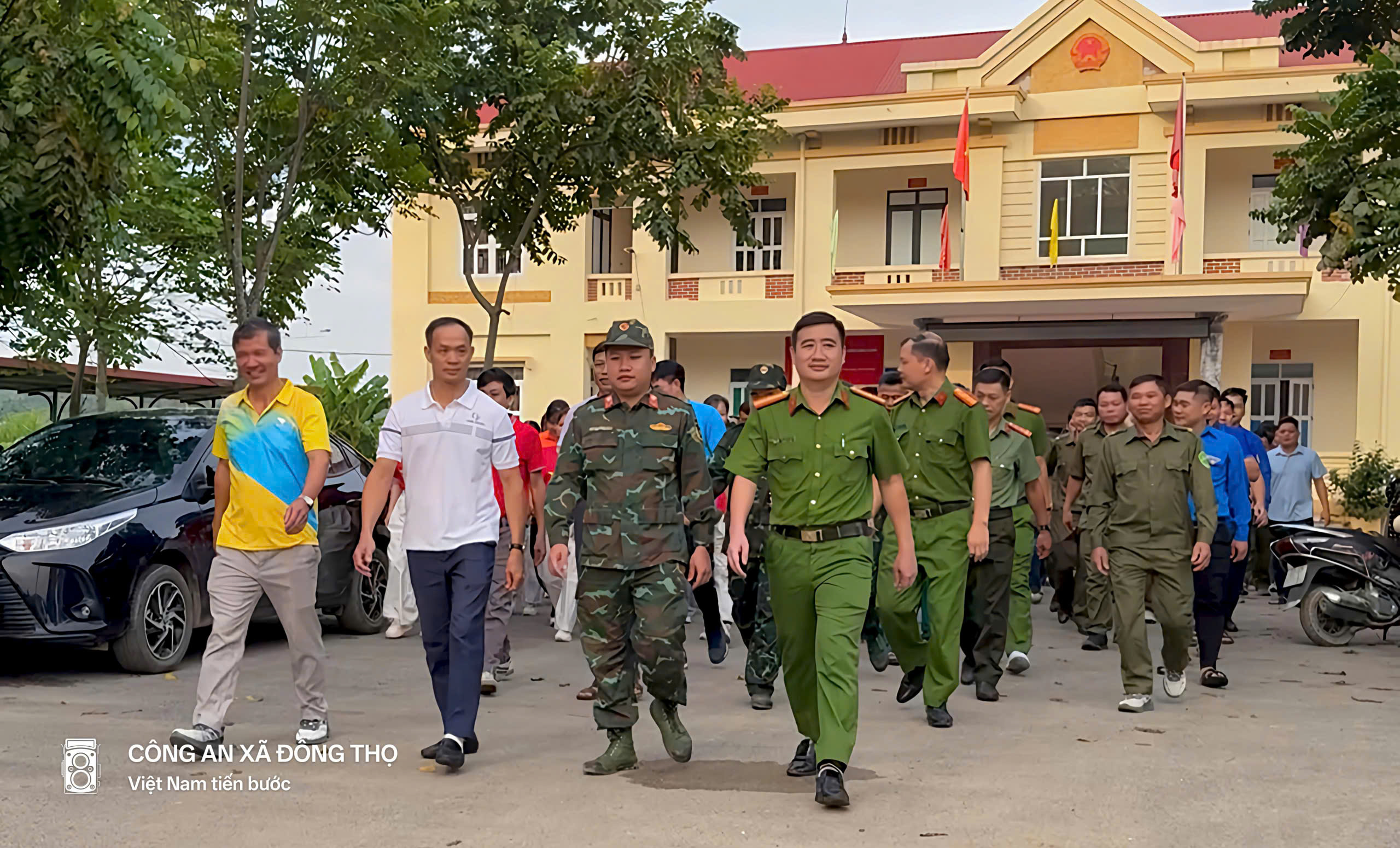 Công an xã Đông Thọ chung sức, đồng lòng lan tỏa khát vọng “Cùng Việt Nam tiến bước”