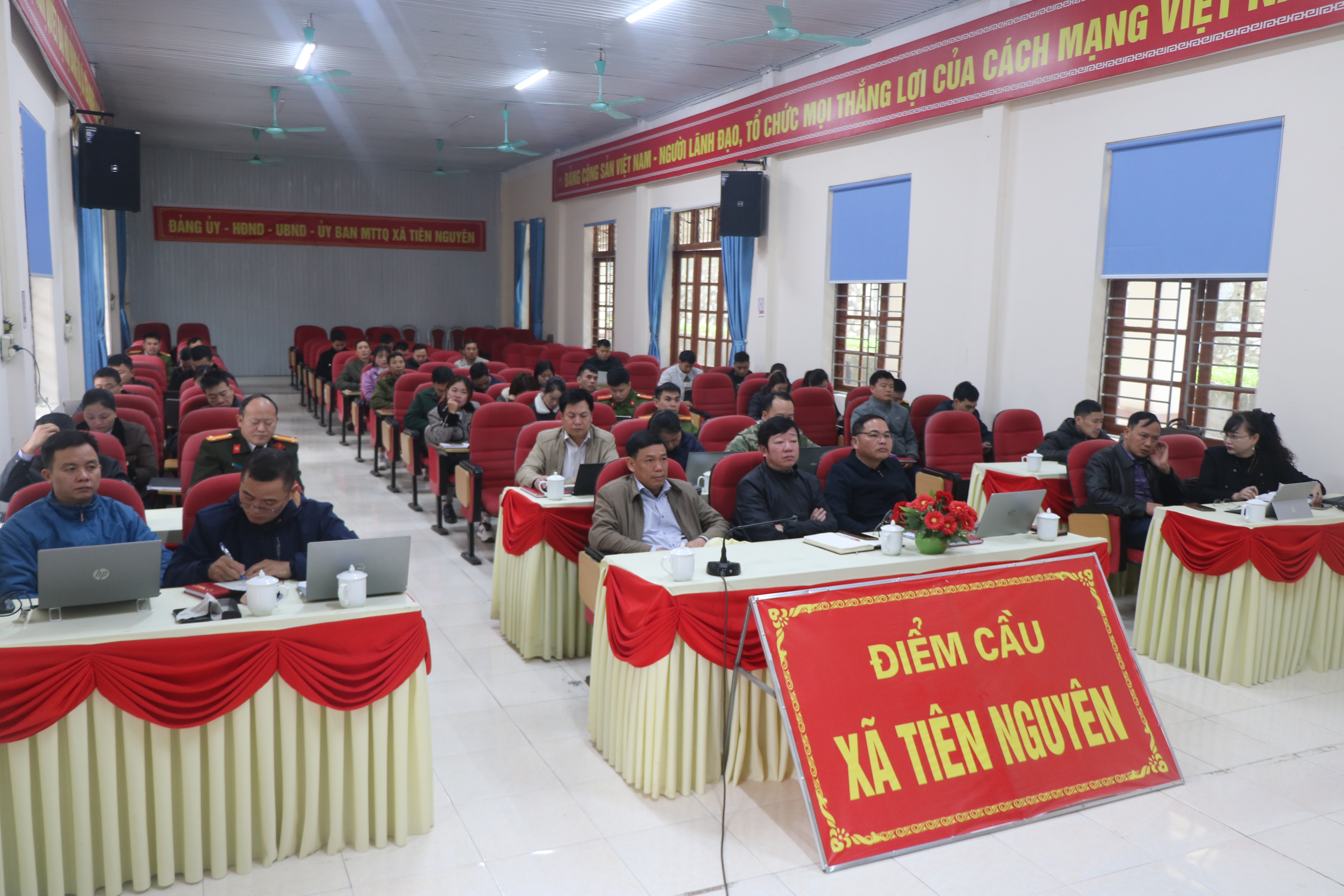 Xã Tiên Nguyên tham gia Hội nghị tập huấn trực tuyến về công tác bầu cử