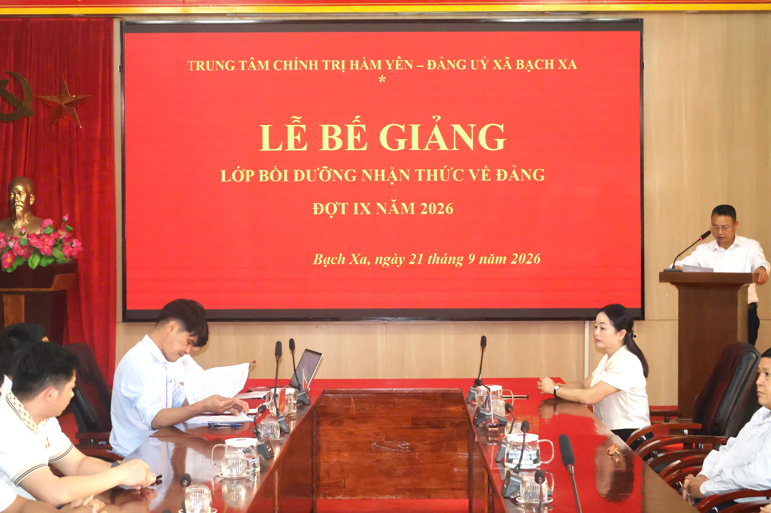 BẠCH XA TỔ CHỨC LỄ BẾ GIẢNG LỚP BỒI DƯỠNG NHẬN THỨC VỀ ĐẢNG ĐỢT IX NĂM 2026