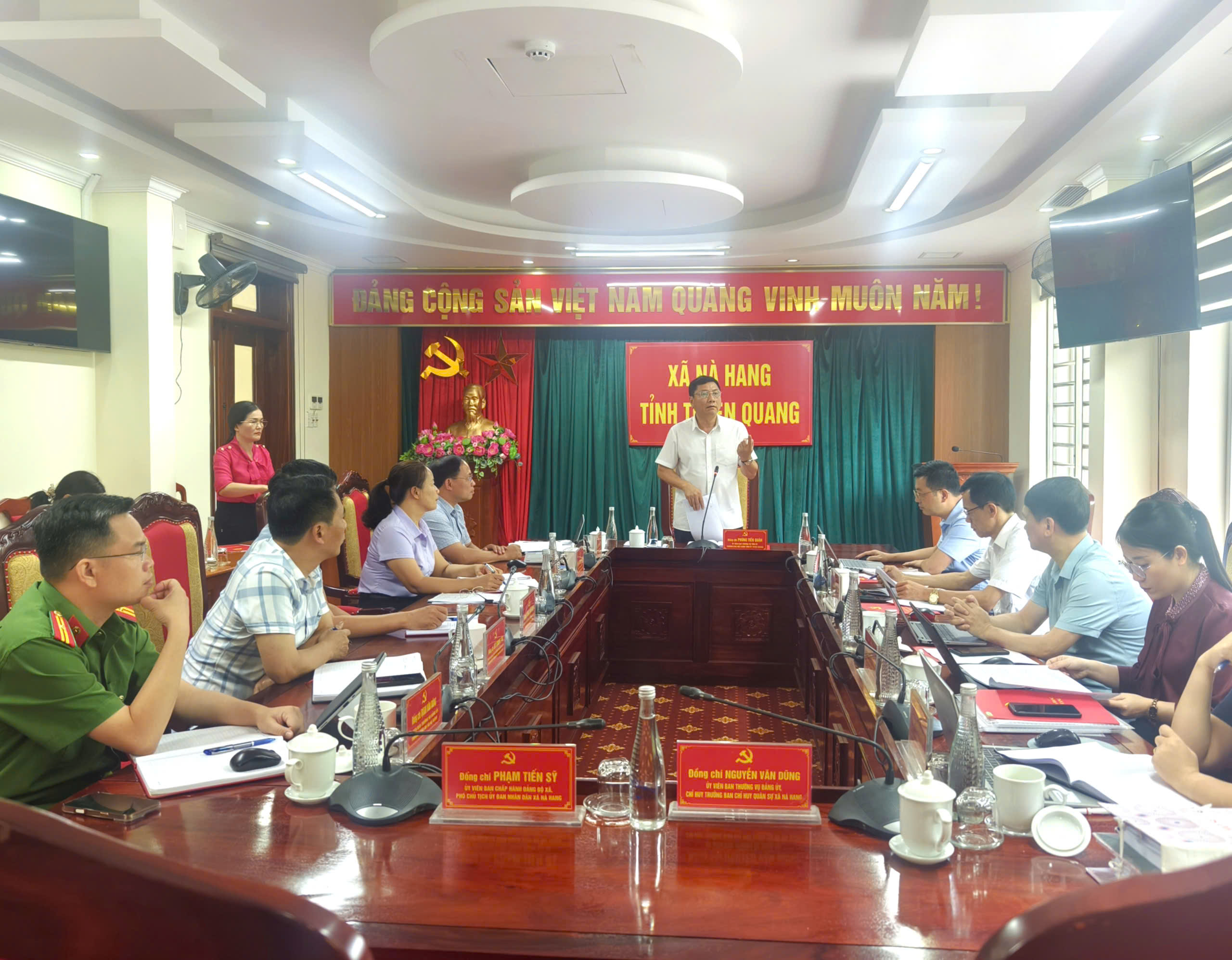 Đoàn giám sát số 04 của Ban Chỉ đạo phòng, chống tham nhũng, lãng phí, tiêu cực tỉnh làm việc tại xã Nà Hang