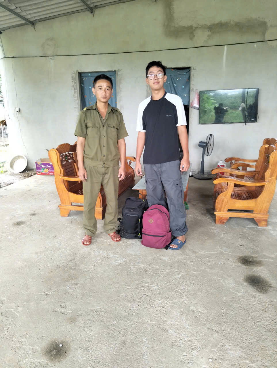 TỔ TRƯỞNG TỔ ANTT CƠ SỞ NHANH CHÓNG XÁC MINH, TRẢ LẠI TÀI SẢN BỊ ĐÁNH RƠI CHO NGƯỜI DÂN
