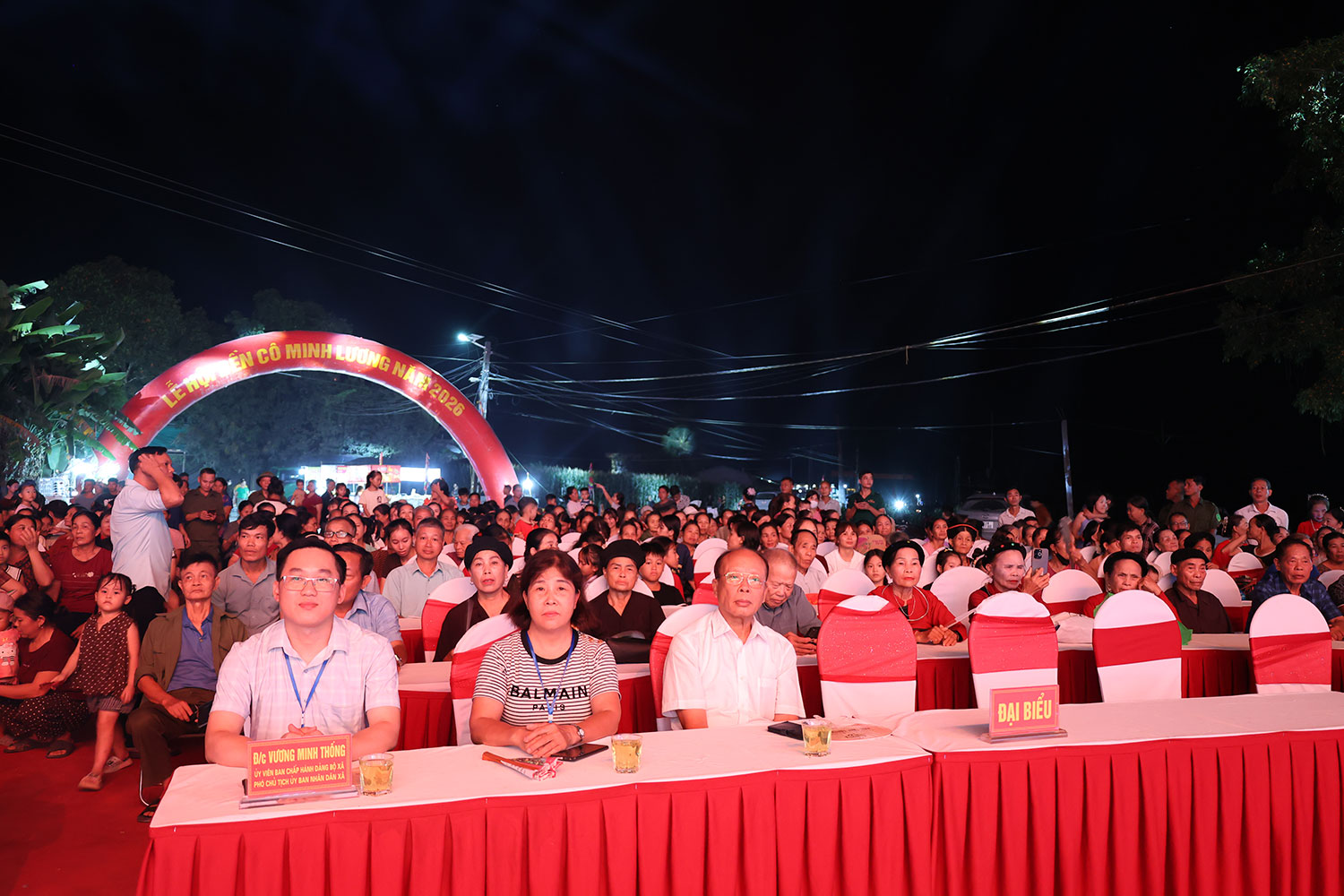 van-nghe-le-hoi1.jpg
