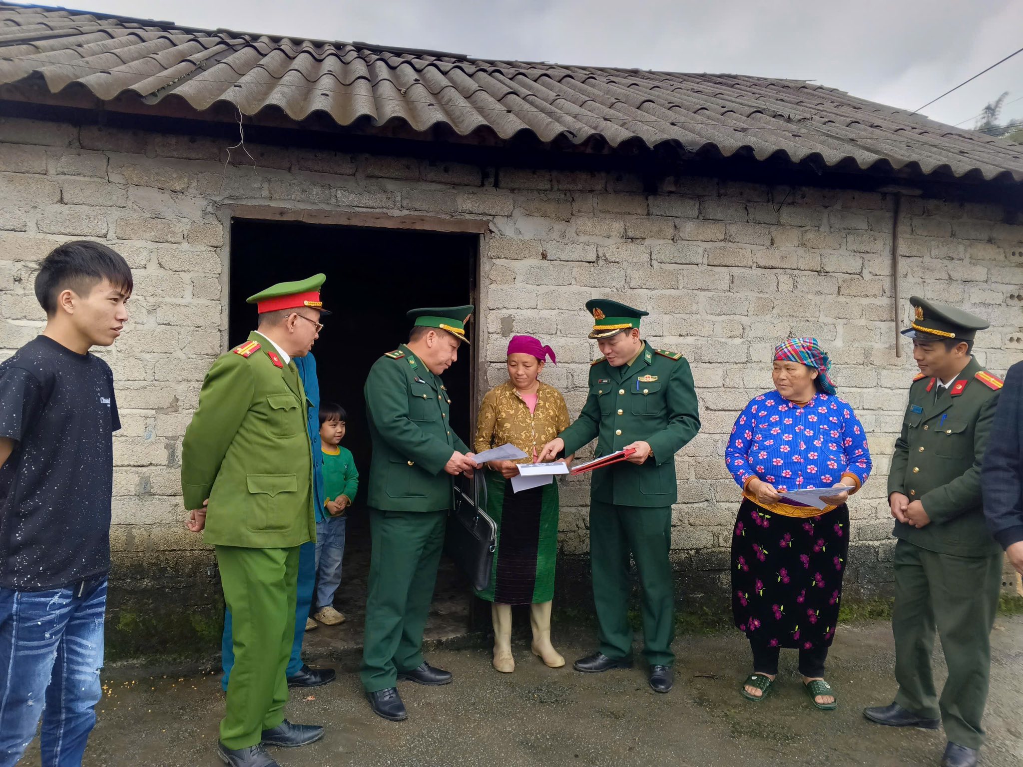 Hiệp đồng chặt chẽ trong đảm bảo an ninh cho cuộc bầu cử đại biểu Quốc hội khoá XVI và đại biểu HĐND các cấp, nhiệm kỳ 2026- 2031. 