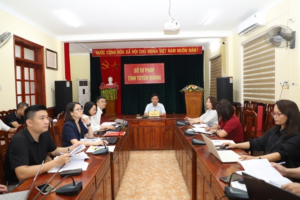 Đảng ủy Sở Tư pháp kết nối trực tuyến Hội nghị toàn quốc nghiên cứu, học tập, quán triệt và triển khai thực hiện Nghị quyết Hội nghị lần thứ ba Ban Chấp hành Trung ương Đảng khóa XIV.