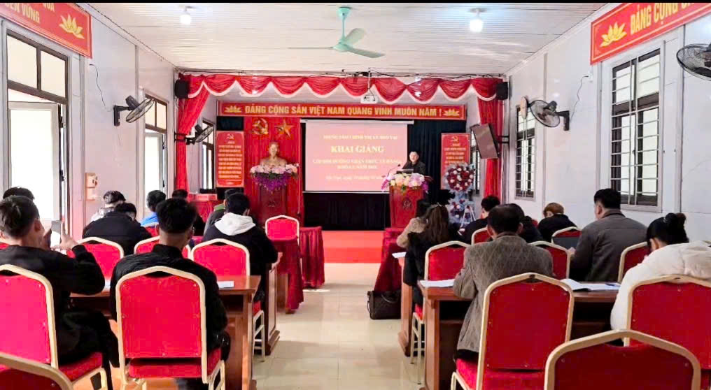 Chú trọng phát triển đảng viên trẻ từ cơ sở