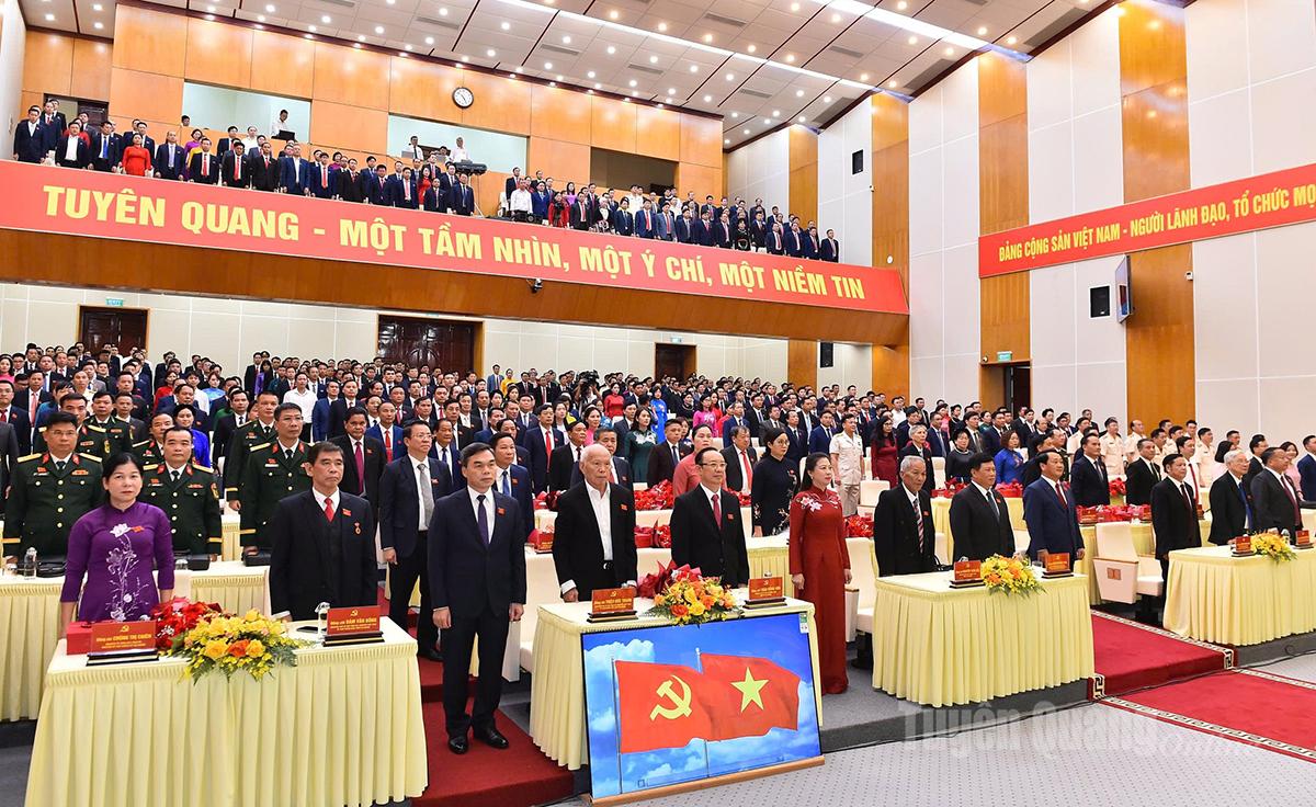 Bế mạc Đại hội đại biểu Đảng bộ tỉnh Tuyên Quang lần thứ I, nhiệm kỳ 2025 - 2030 tiếp tục thảo luận và bế mạc