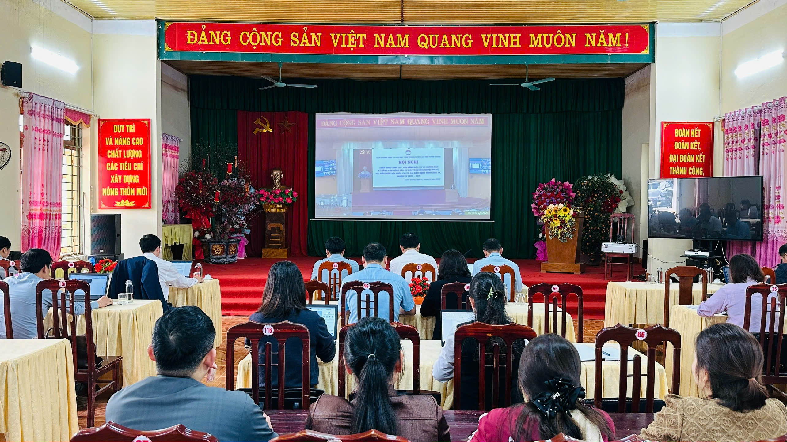 Hội nghị triển khai công tác vận động bầu cử và hướng dẫn kỹ năng vận động bầu cử