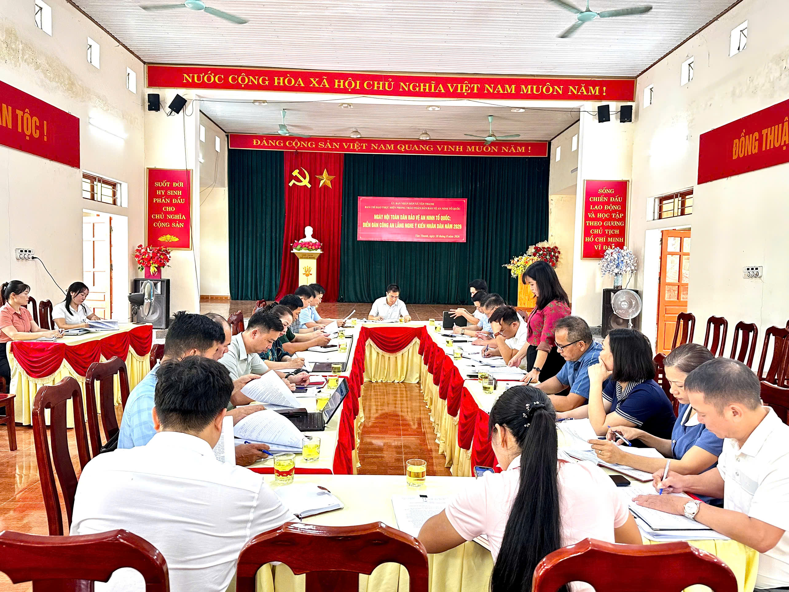 UBND xã Tân Thanh họp thường kỳ tháng 8 năm 2026