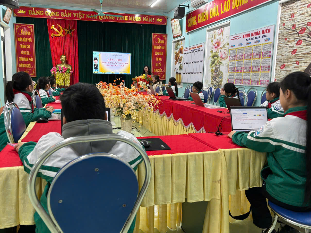 s&acirc;n chơi Violympic 3.jpg