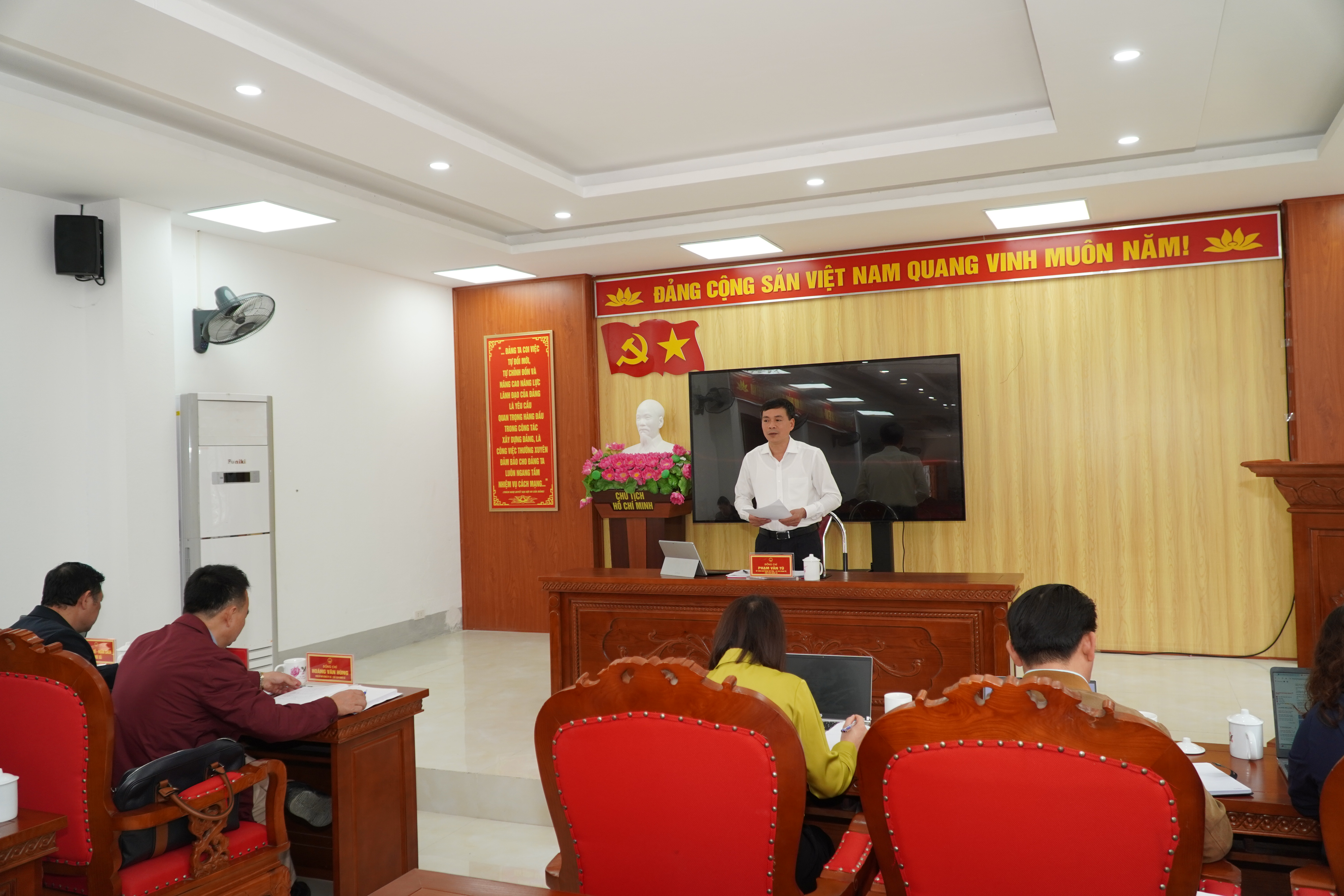 Thường trực HĐND xã Mèo Vạc họp chuẩn bị Kỳ họp thứ nhất khóa II, nhiệm kỳ 2026–2031