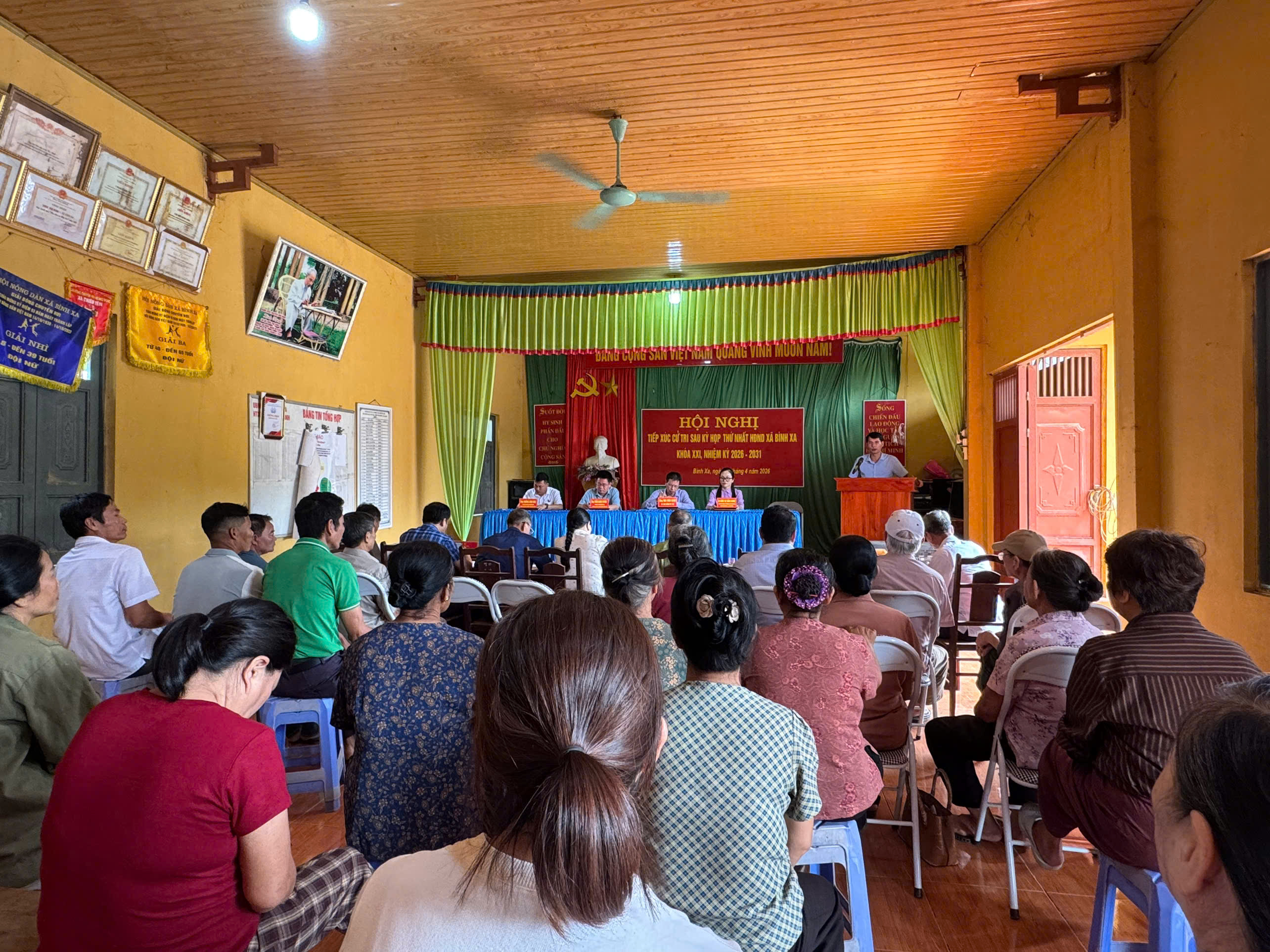 Tổ đại biểu số 5 và số 6 tiếp xúc cử tri sau kỳ họp thứ nhất HĐND xã khoá XXI, nhiệm kỳ 2026-2031 