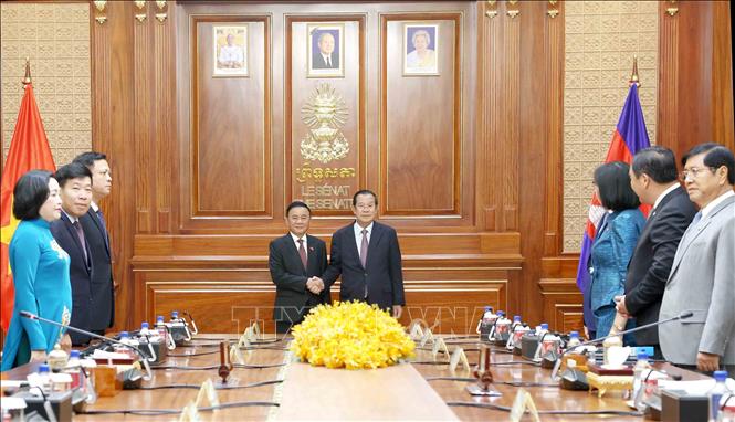 Thường trực Ban Bí thư chào Chủ tịch CPP, Chủ tịch Thượng viện Campuchia