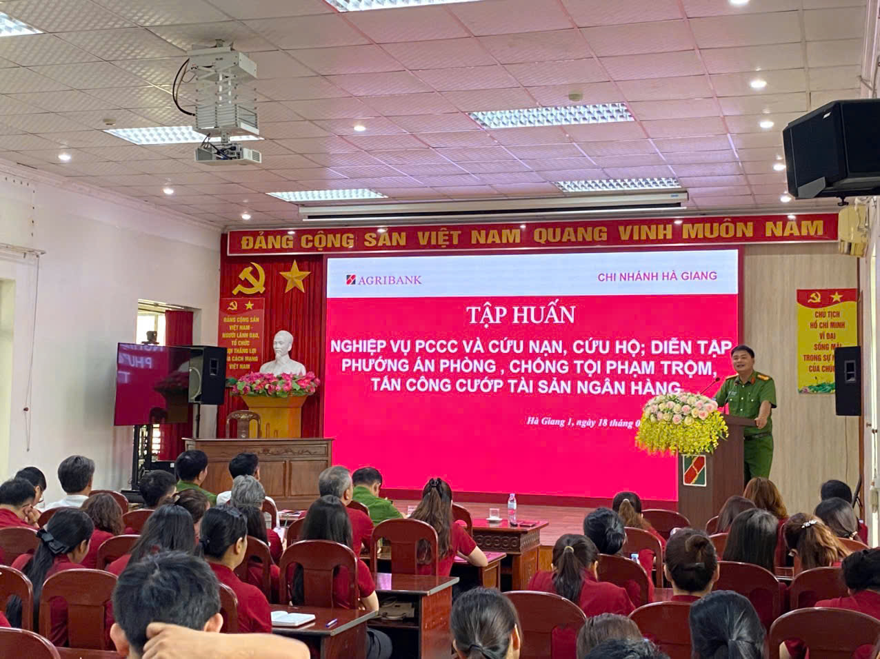 TẬP HUẤN VÀ DIỄN TẬP PHƯƠNG ÁN PHÒNG CHỐNG TỘI PHẠM 