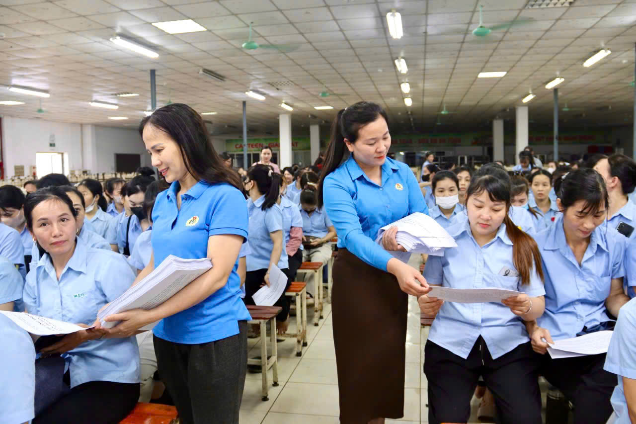 Hội nghị tuyên truyền, phổ biến pháp luật cho đoàn viên, công nhân lao động Công ty TNHH MSA YB