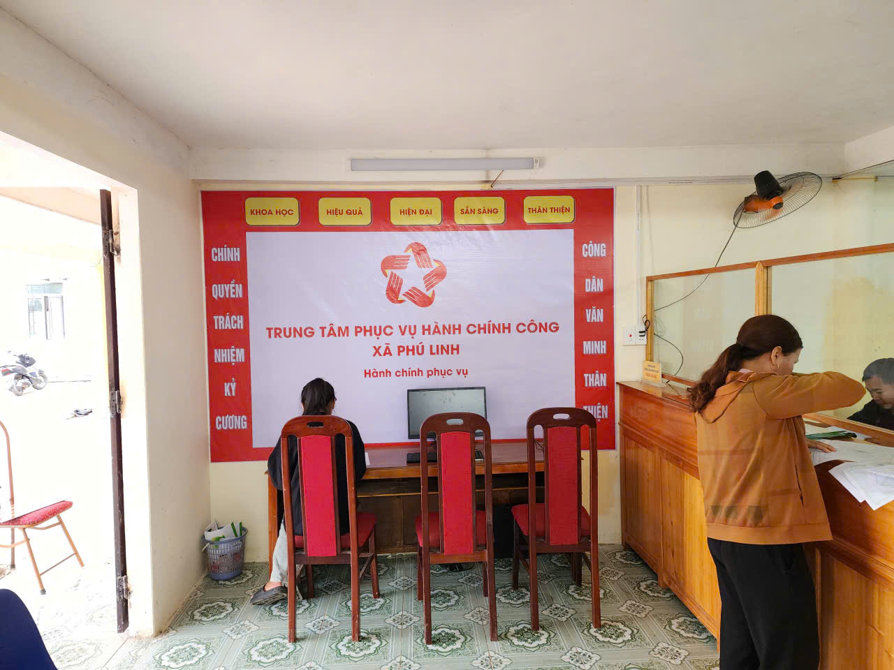 Trung tâm Phục vụ hành chính công xã Phú Linh: Nâng cao hiệu quả phục vụ trong 3 tháng đầu năm 2026