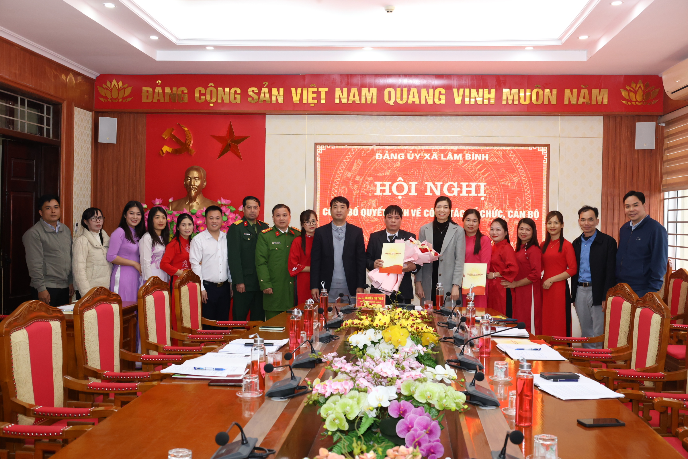 Đảng ủy xã Lâm Bình công bố Quyết định thành lập Trạm Y tế xã và bổ nhiệm Giám đốc Trạm Y tế xã Lâm Bình