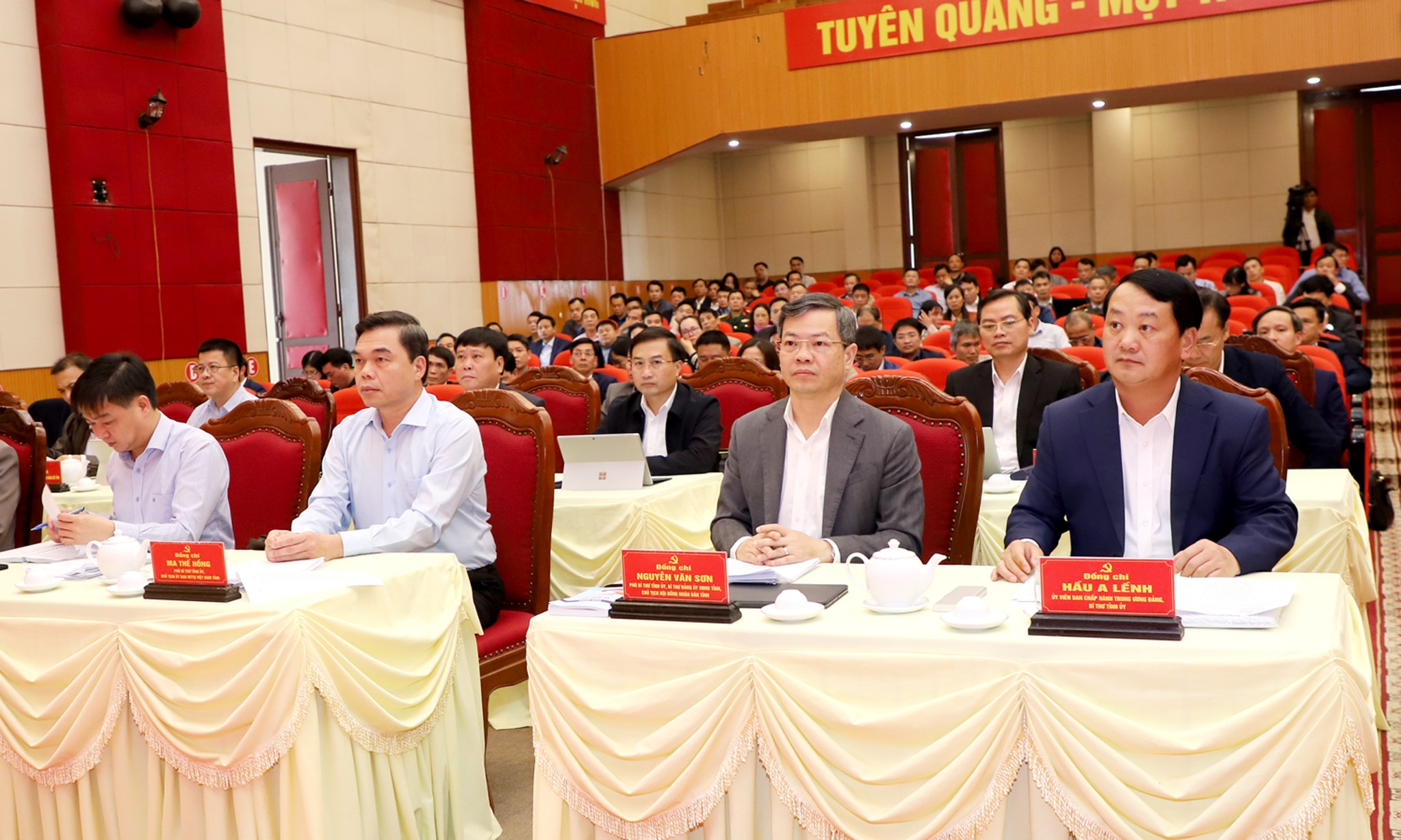 Tỉnh ủy và các địa phương hoàn thành triển khai công tác bầu cử, thành lập tổ chức phụ trách bầu cử