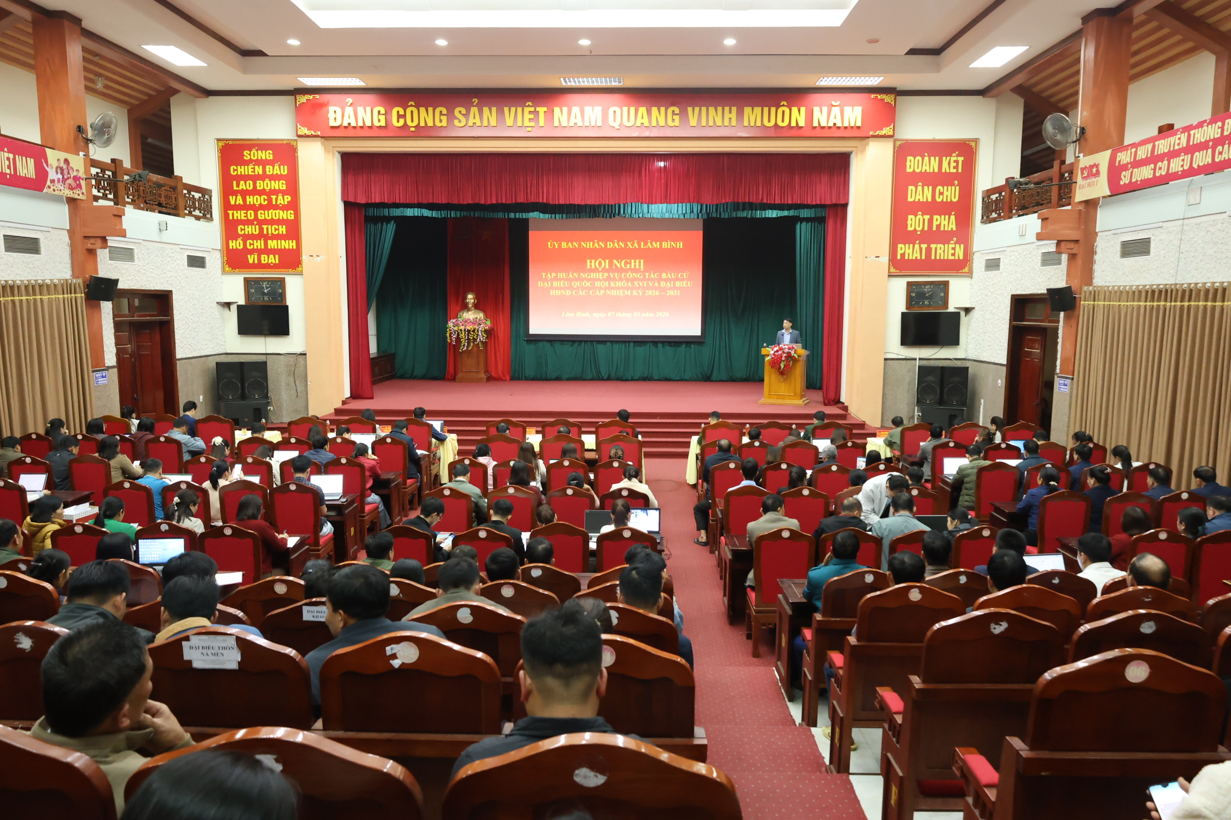 Lâm Bình tổ chức hội nghị tập huấn nghiệp vụ công tác bầu cử đại biểu Quốc hội khóa XVI và đại biểu Hội đồng nhân dân các cấp nhiệm kỳ 2026 – 2031