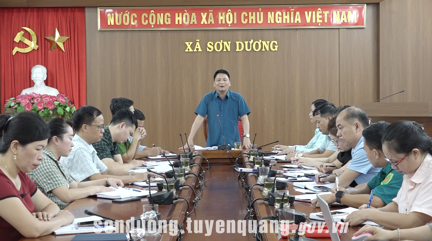 UBND xã Sơn Dương họp giao ban tuần 1 tháng 8-2025