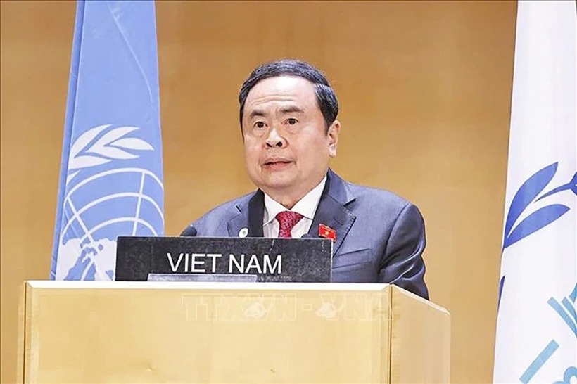 Hành động mạnh mẽ vì thế giới tốt đẹp hơn cho các thế hệ mai sau
