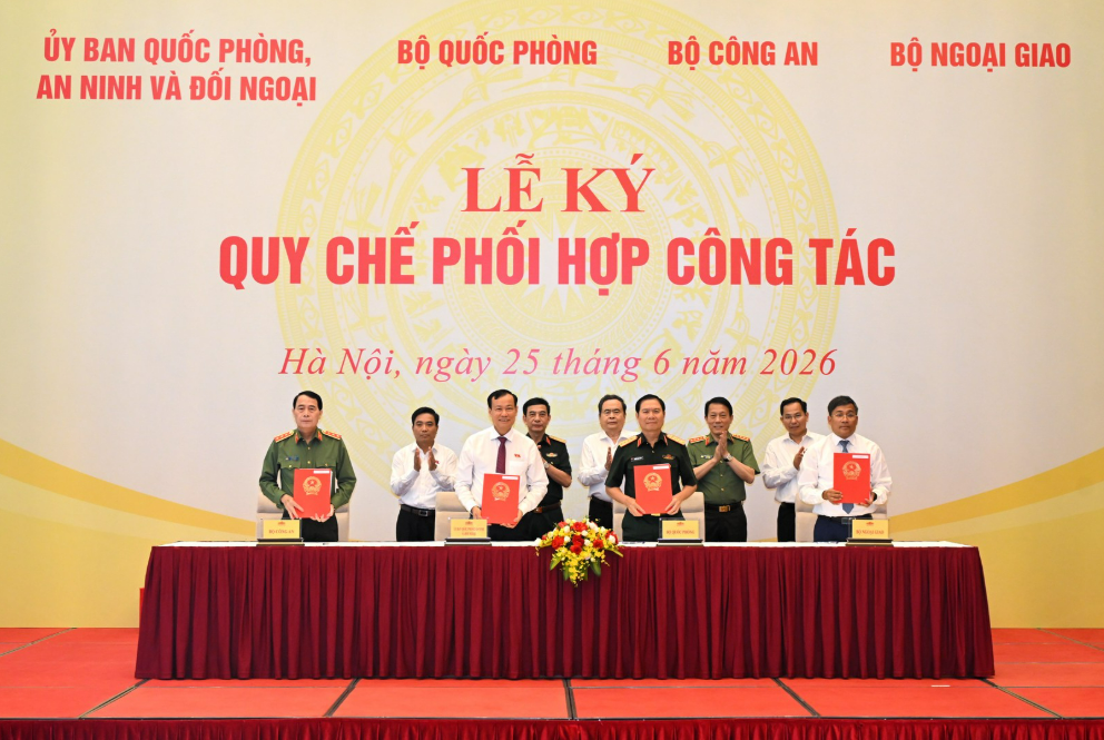 TĂNG CƯỜNG PHỐI HỢP THỰC HIỆN NHIỆM VỤ QUỐC PHÒNG, AN NINH VÀ ĐỐI NGOẠI TRONG NHIỆM KỲ QUỐC HỘI KHÓA XVI