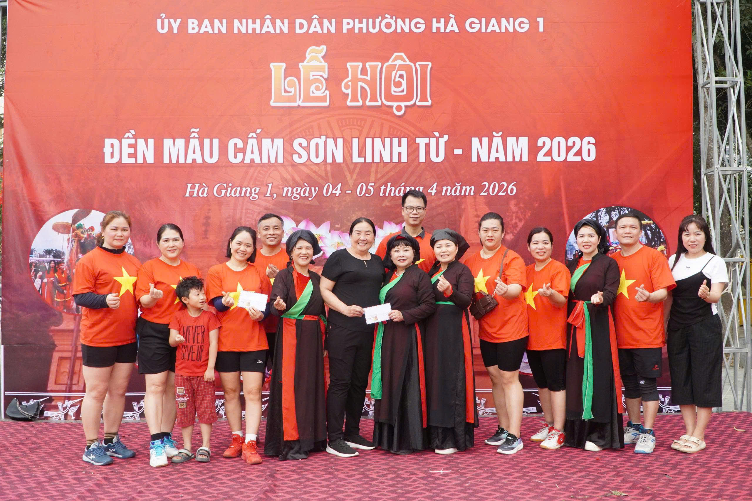 SÔI NỔI CÁC HOẠT ĐỘNG TRÒ CHƠI TRUYỀN THỐNG TẠI LỄ HỘI ĐỀN MẪU CẤM SƠN LINH TỪ 2026