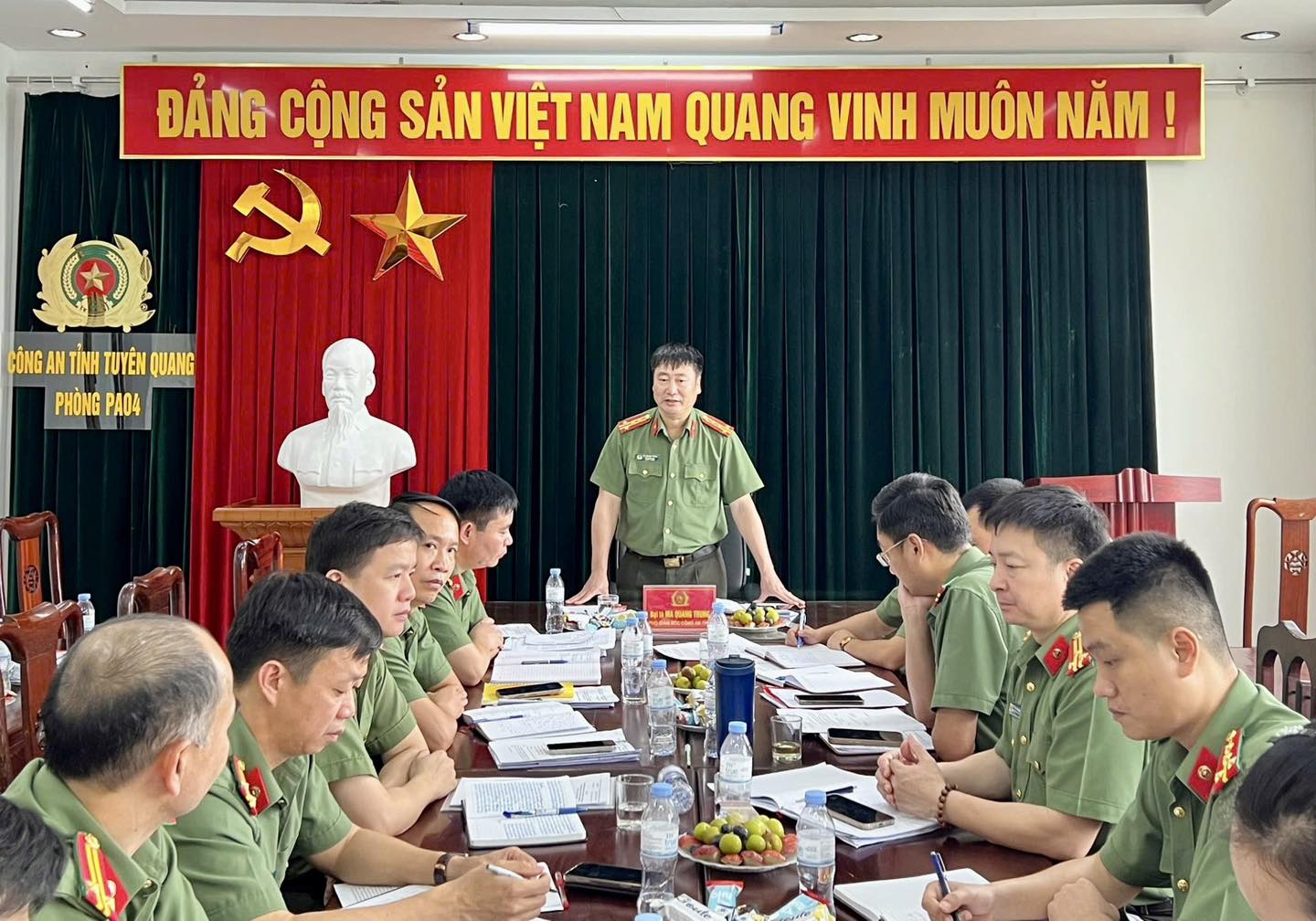 LÃNH ĐẠO CÔNG AN TỈNH LÀM VIỆC VỚI PHÒNG AN NINH KINH TẾ
