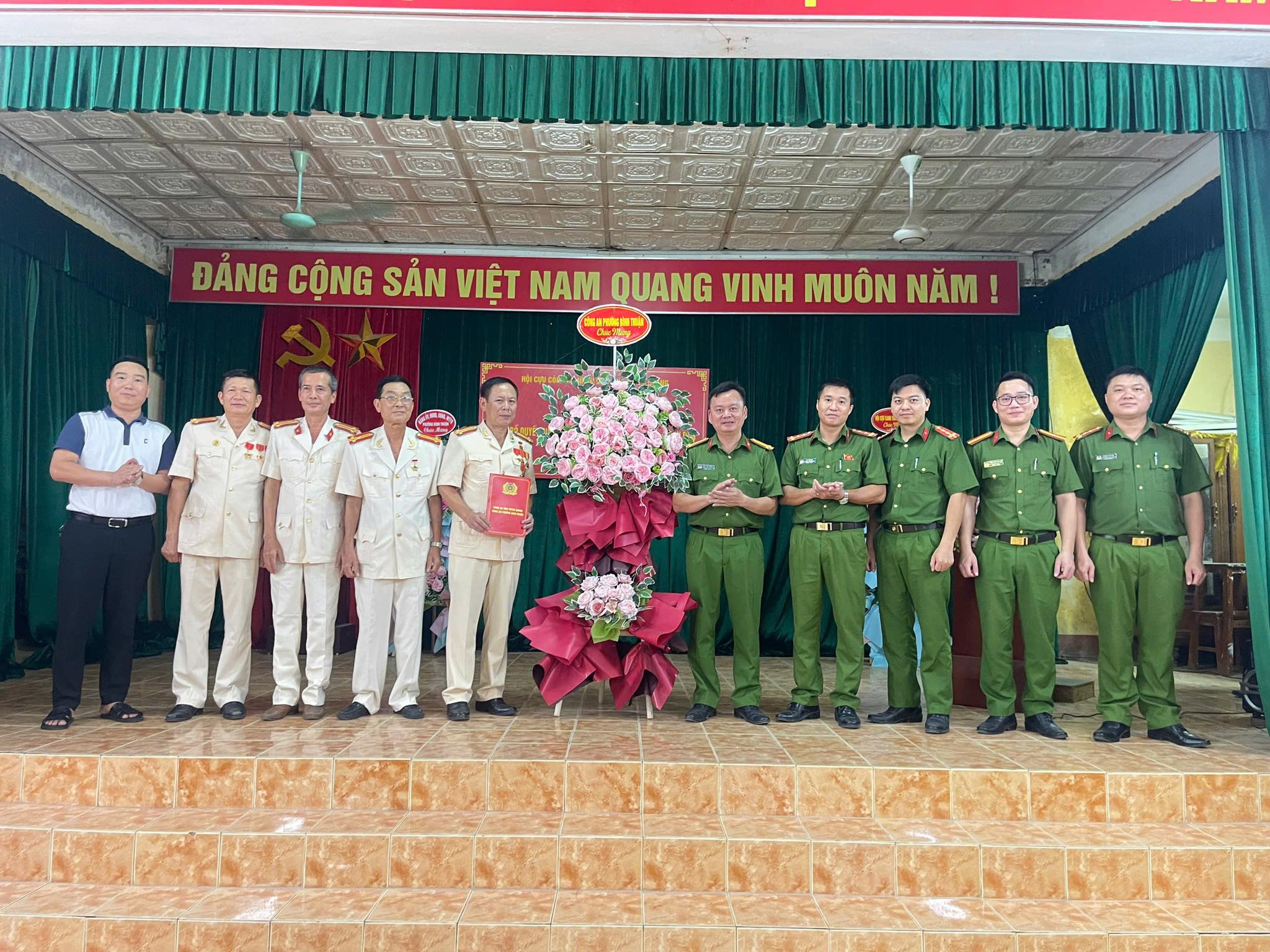 Công bố Quyết định thành lập Chi hội Cựu Công an nhân dân phường Bình Thuận, Công an tỉnh Tuyên Quang