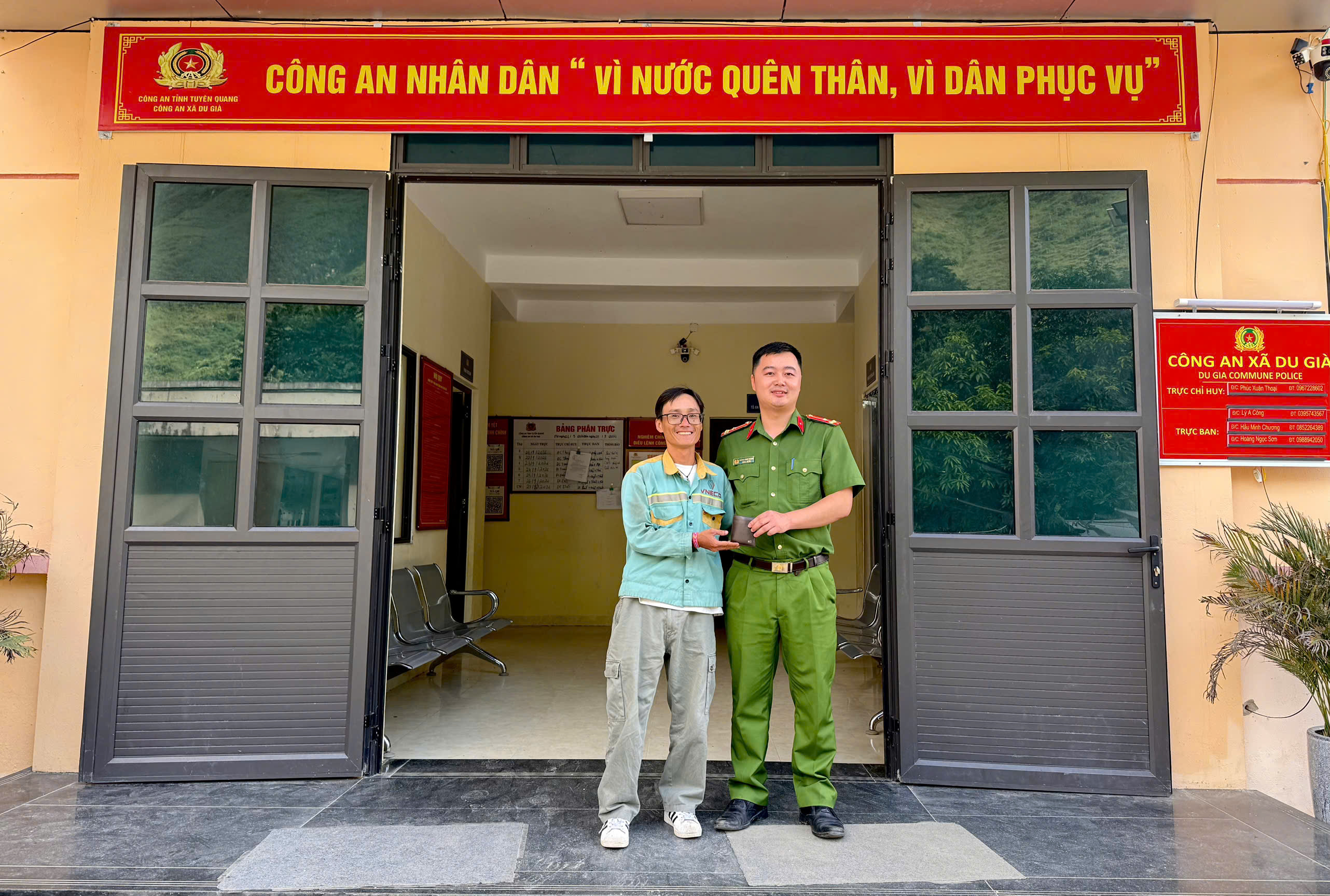 NHẶT ĐƯỢC CỦA RƠI, TRẢ LẠI NGƯỜI MẤT: NGHĨA CỬ CAO ĐẸP CỦA NHÂN DÂN TRÊN ĐỊA BÀN