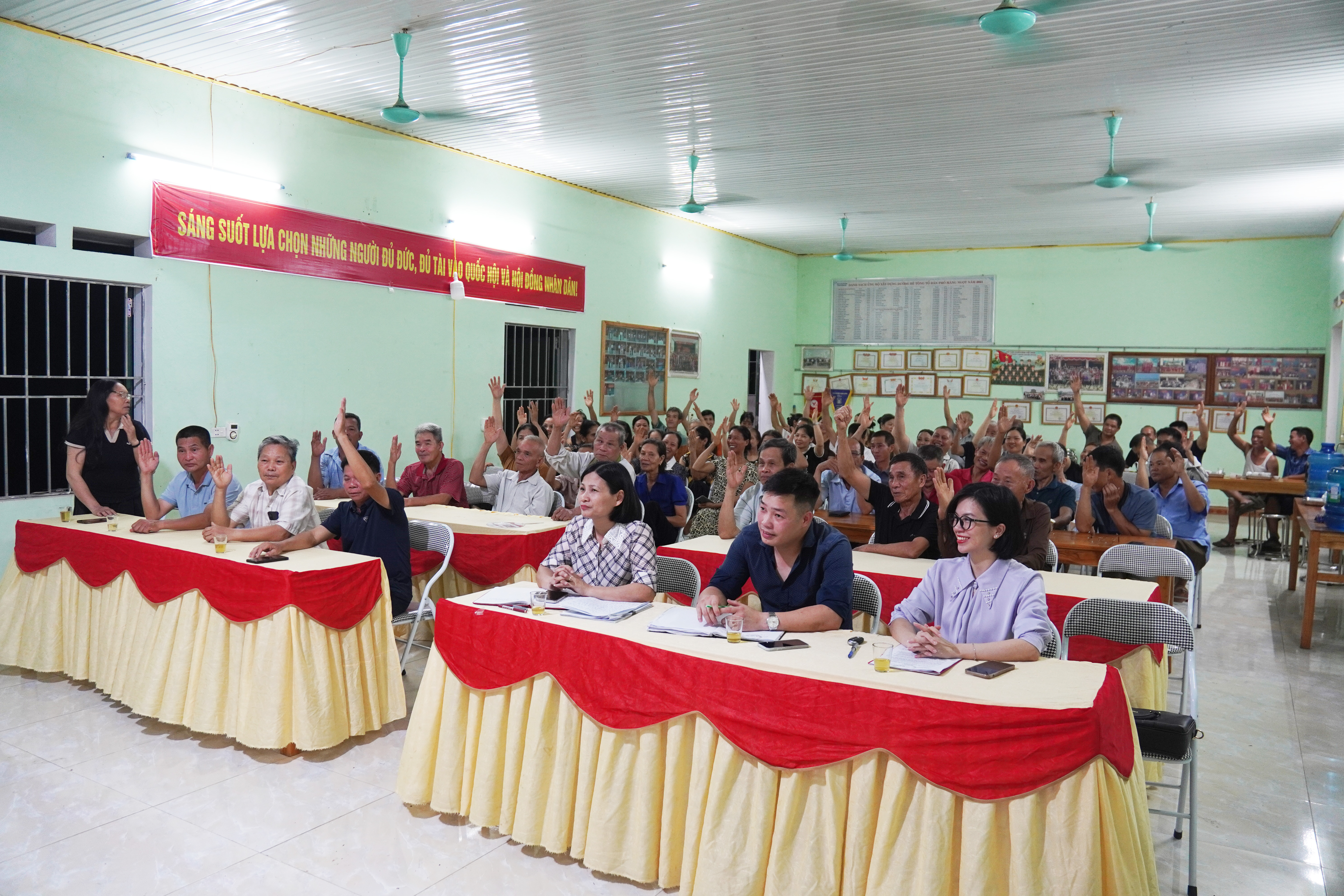 Xã Sơn Dương hoàn thành việc lấy ý kiến Nhân dân đối với dự thảo Đề án sắp xếp, tổ chức lại thôn