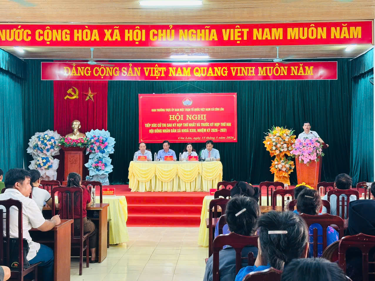 TỔ ĐẠI BIỂU SỐ 01 HĐND XÃ CÔN LÔN TIẾP XÚC CỬ TRI SAU KỲ HỌP THỨ NHẤT VÀ TRƯỚC KỲ HỌP THỨ HA
